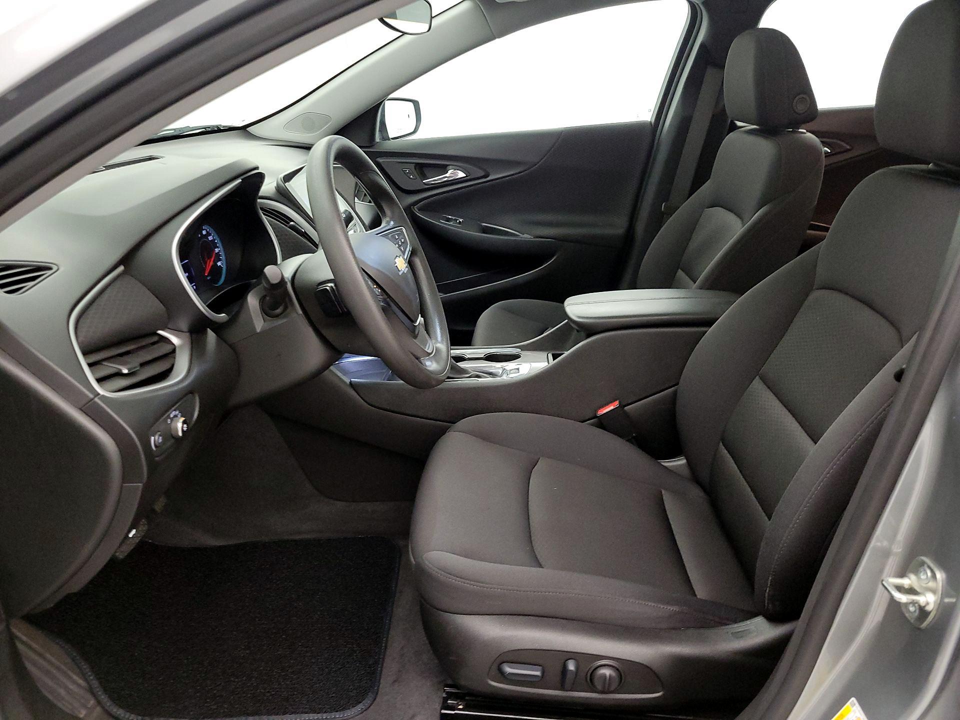 Thumbnail: 2024 Chevrolet Malibu - 11