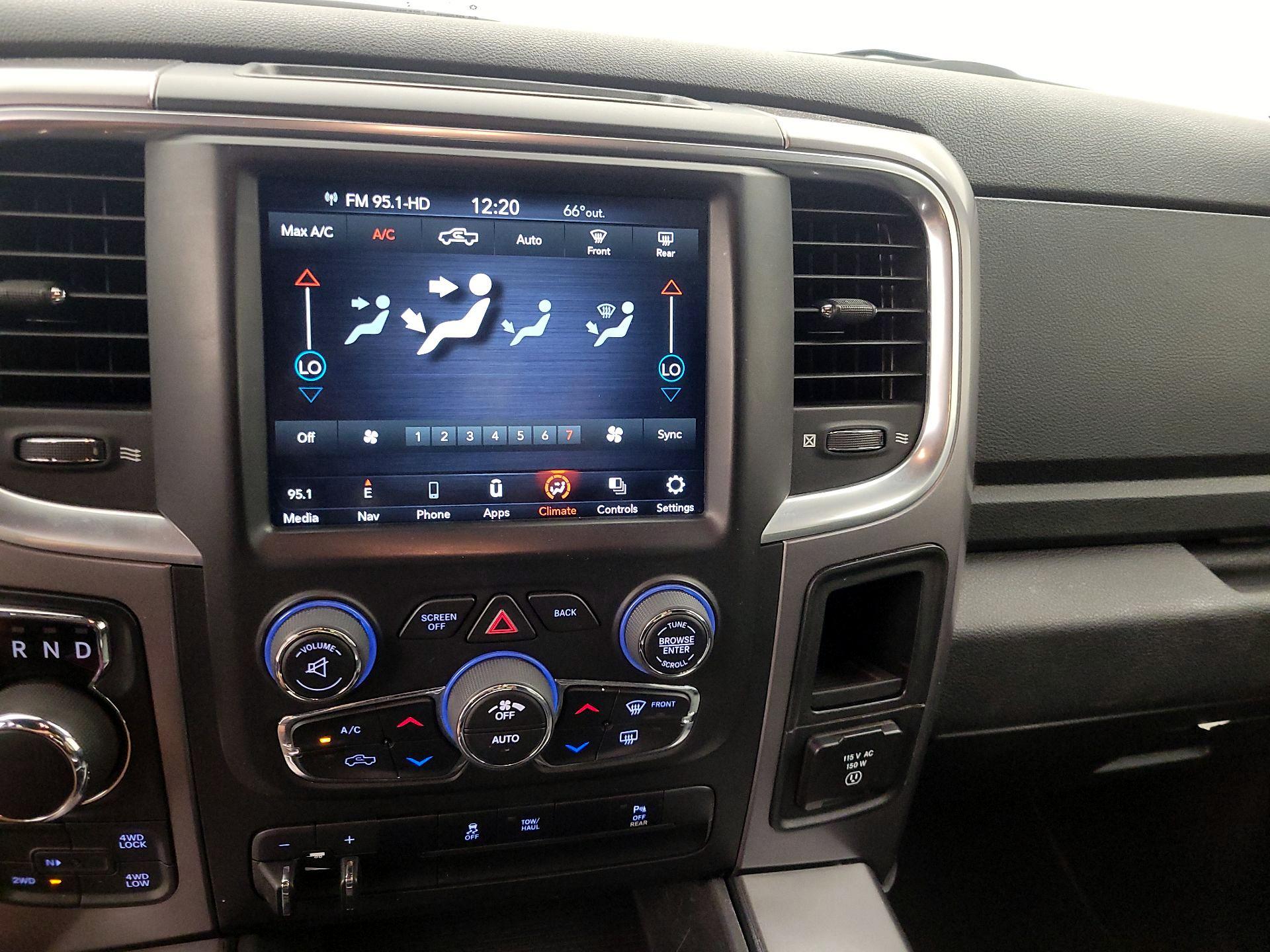 Thumbnail: 2023 RAM 1500 Classic - 16