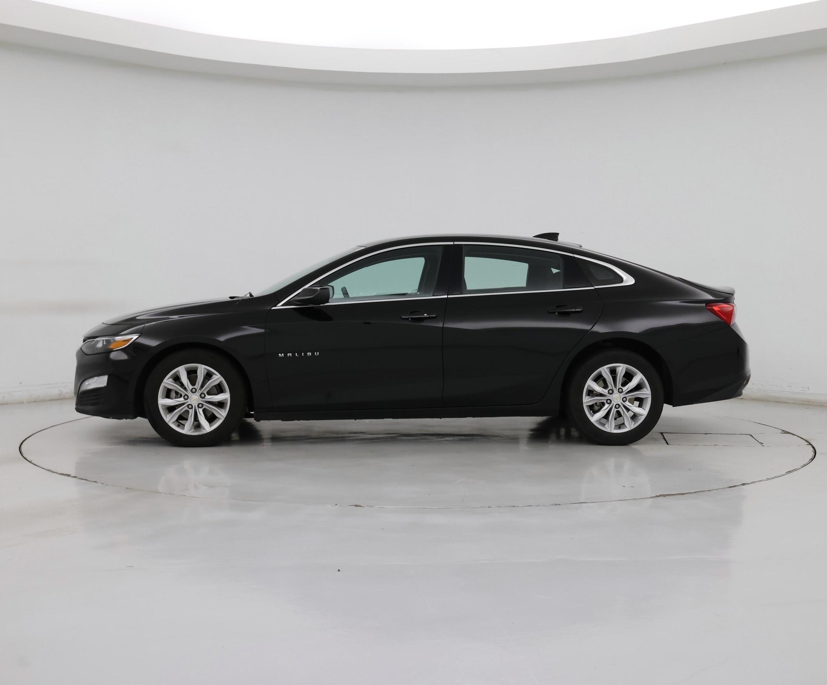 Thumbnail: 2024 Chevrolet Malibu - 3
