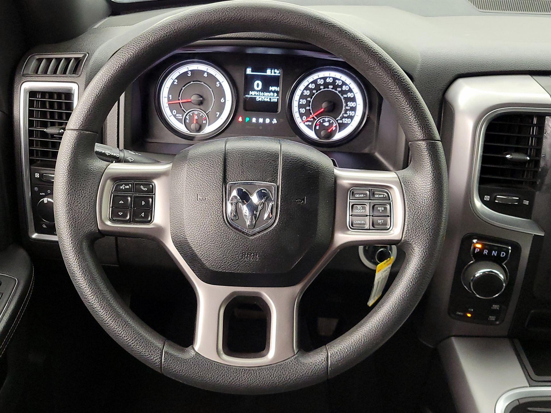 Thumbnail: 2023 RAM 1500 Classic - 10