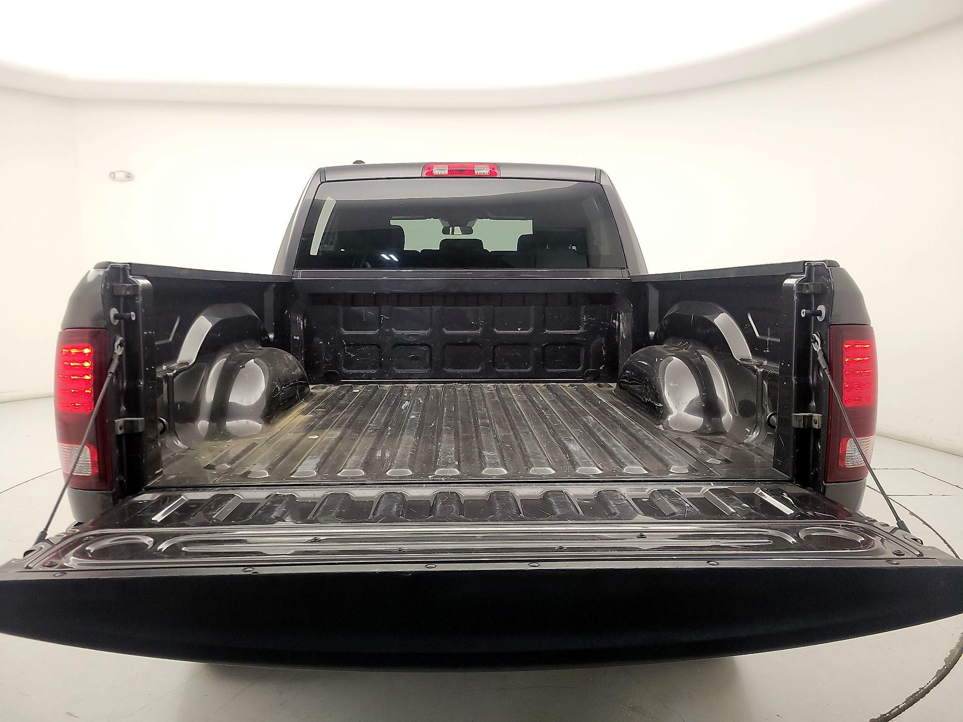 Thumbnail: 2023 RAM 1500 Classic - 20