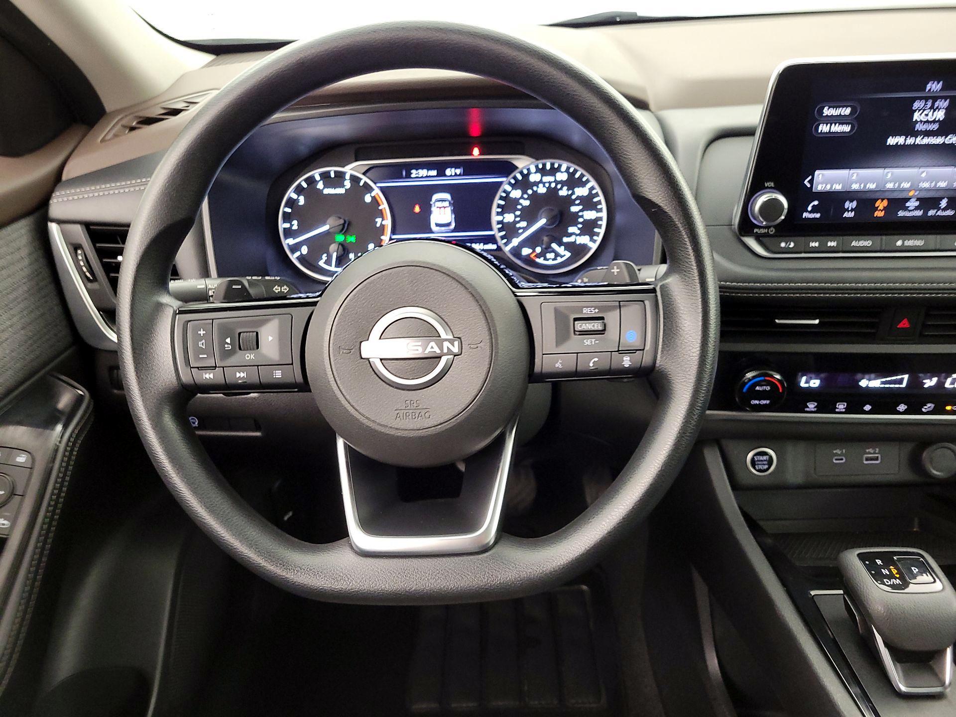 Thumbnail: 2023 Nissan Rogue - 10