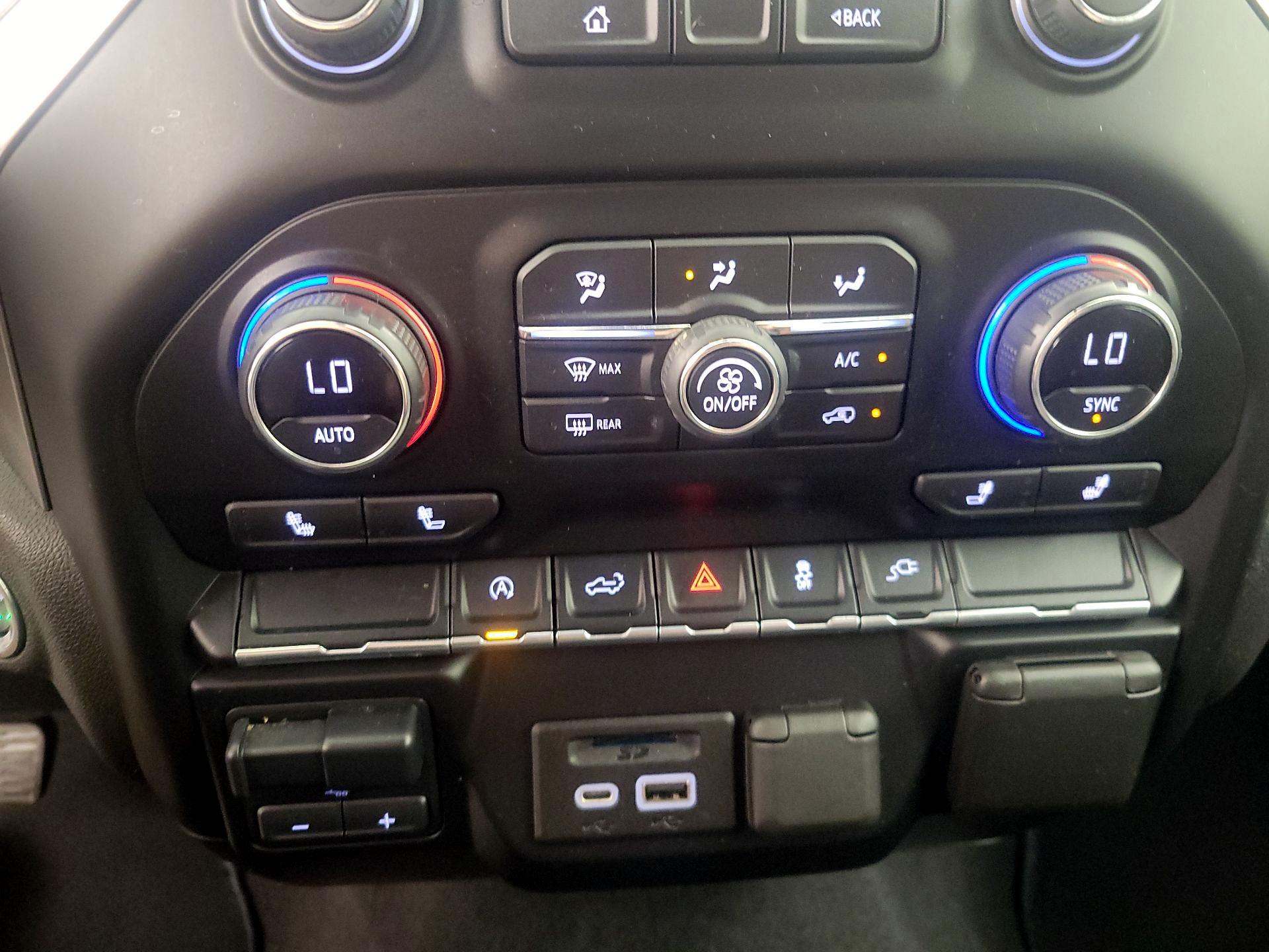 Thumbnail: 2021 Chevrolet Silverado 1500 - 16