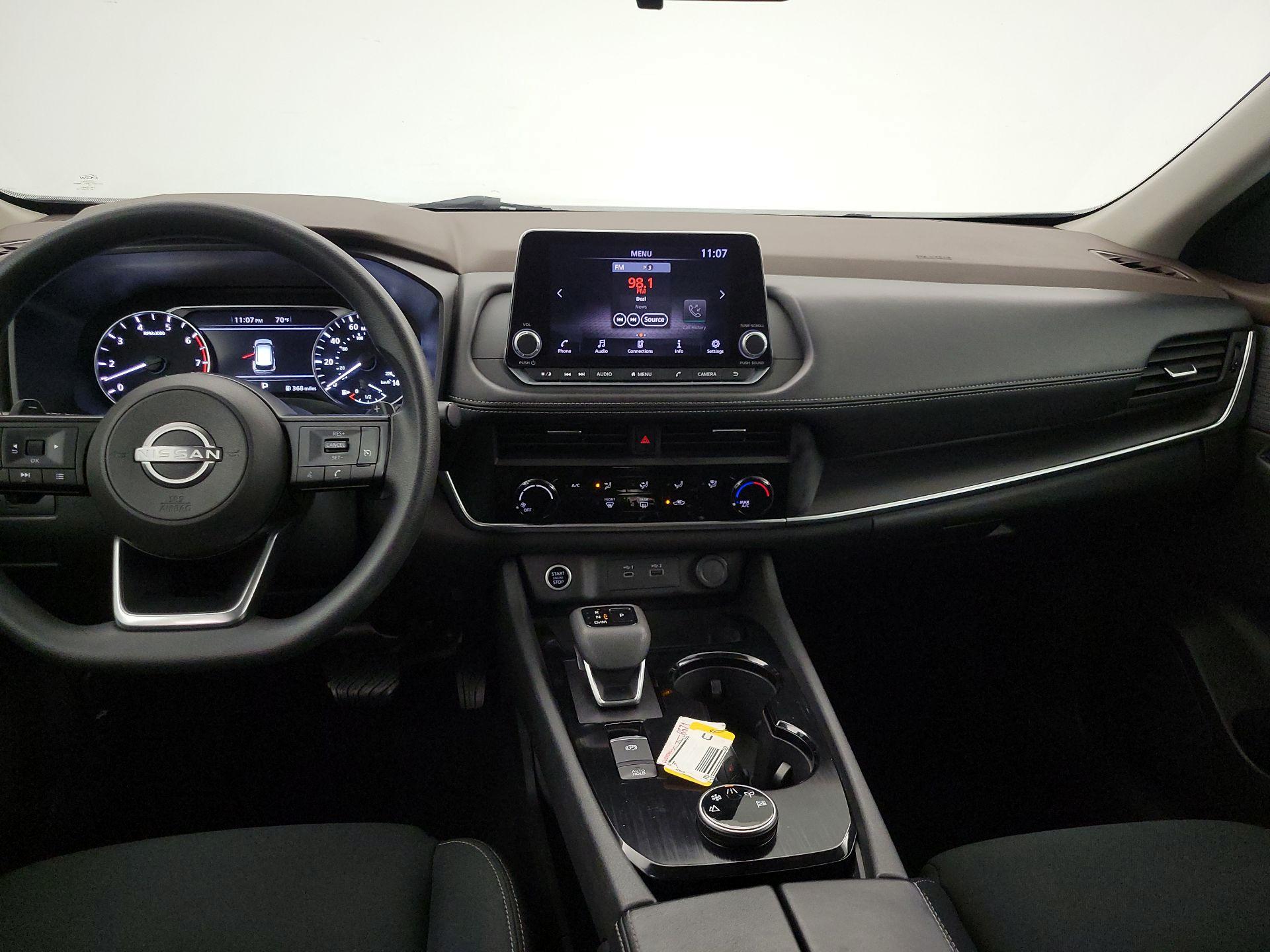 Thumbnail: 2023 Nissan Rogue - 9