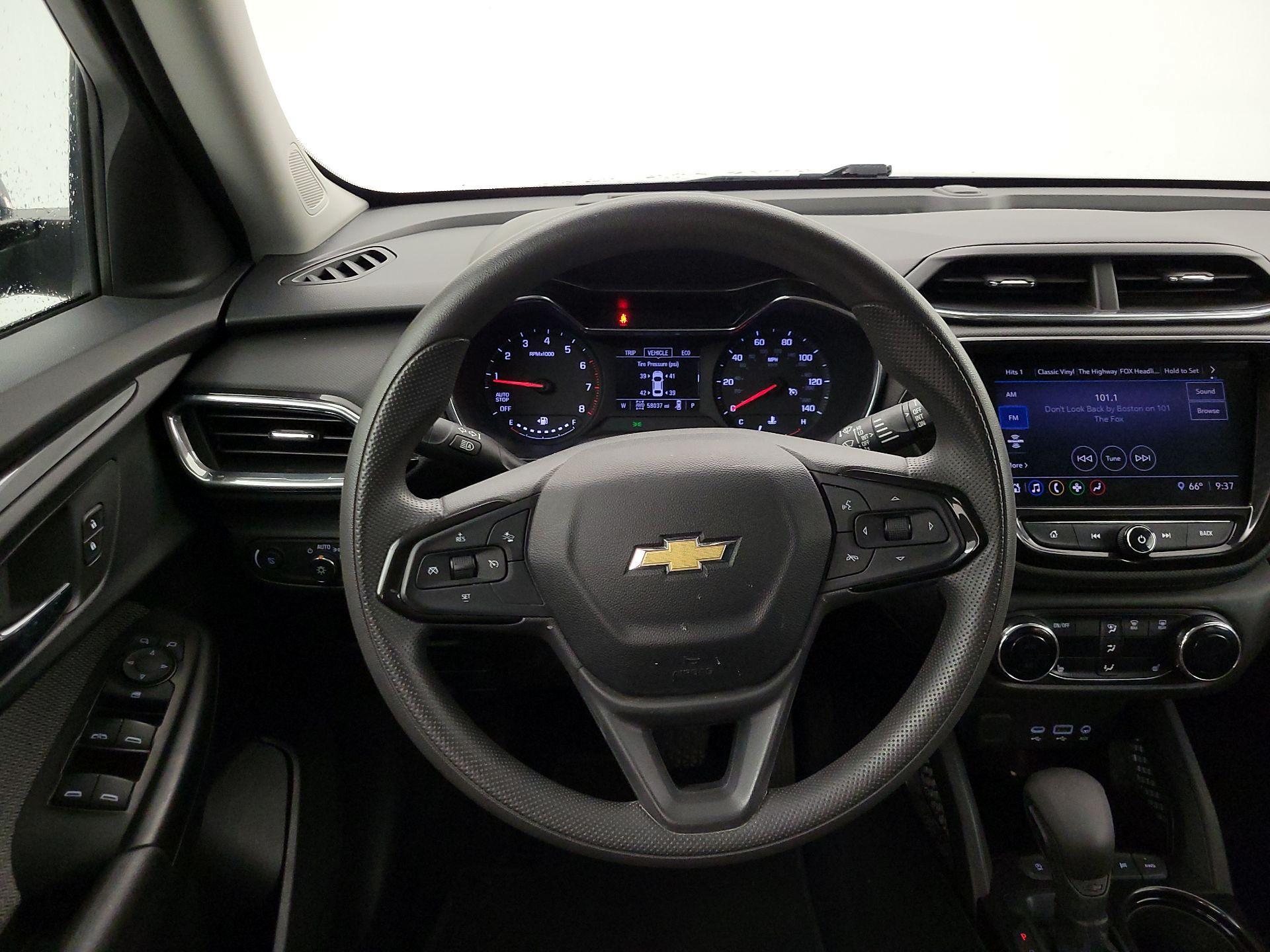 Thumbnail: 2021 Chevrolet TrailBlazer - 10
