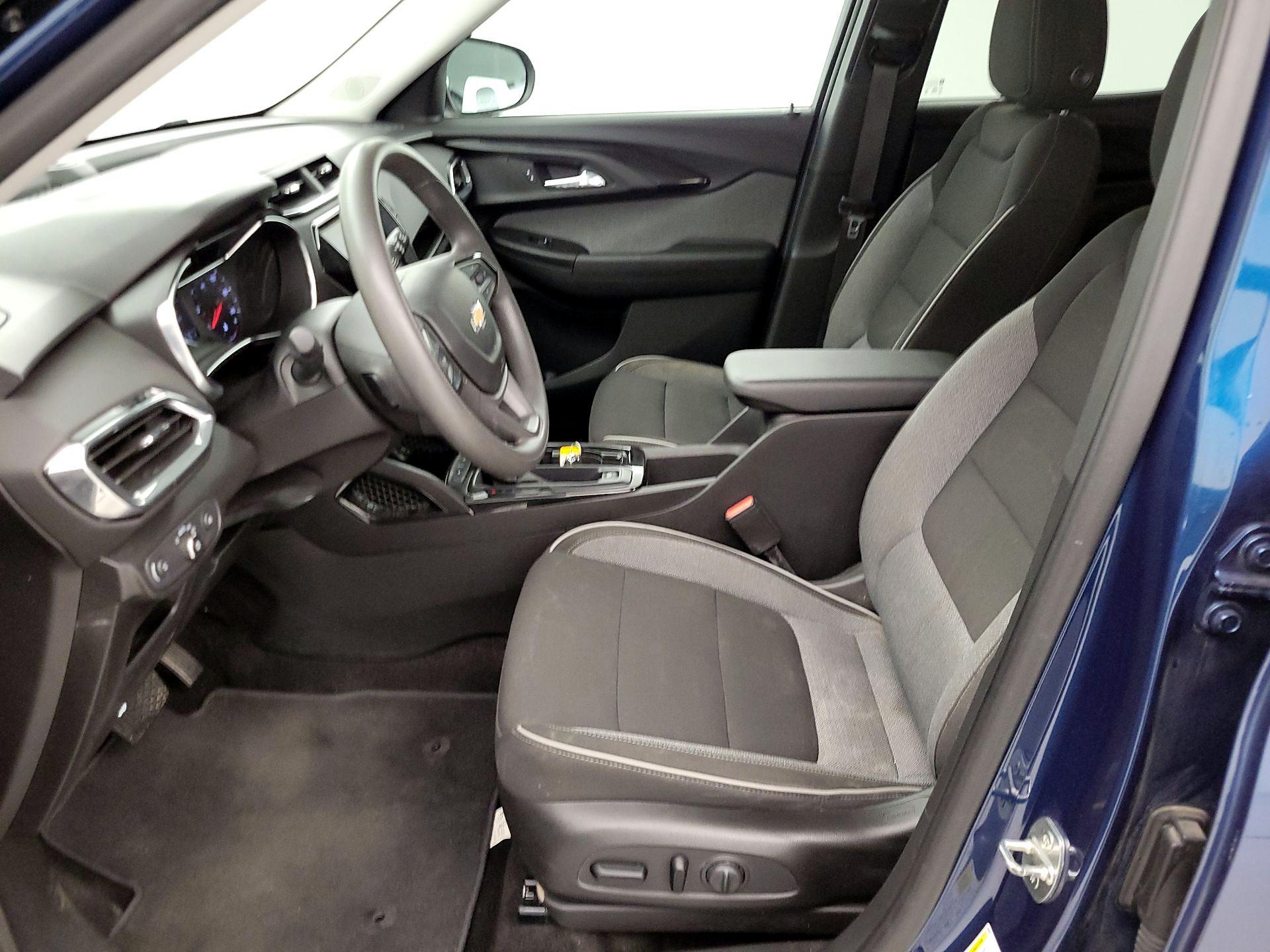 Thumbnail: 2021 Chevrolet TrailBlazer - 11