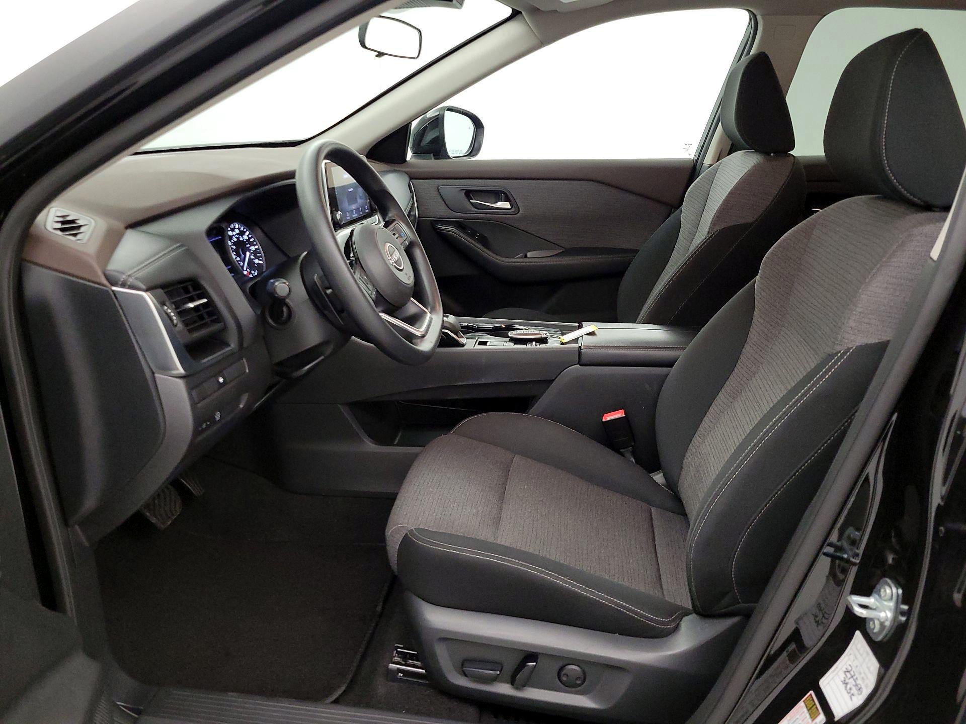 Thumbnail: 2023 Nissan Rogue - 11