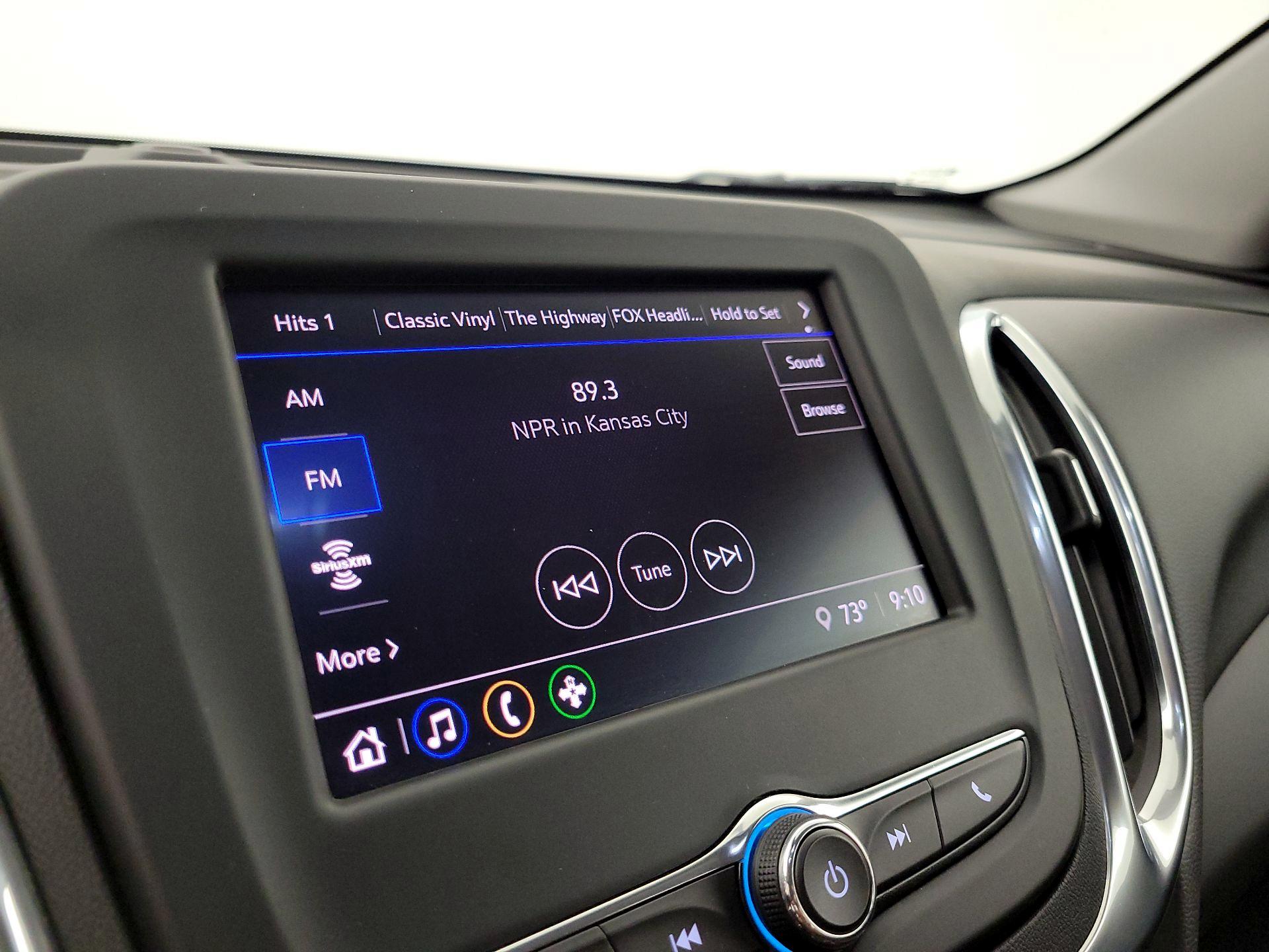 Thumbnail: 2022 Chevrolet Equinox - 15