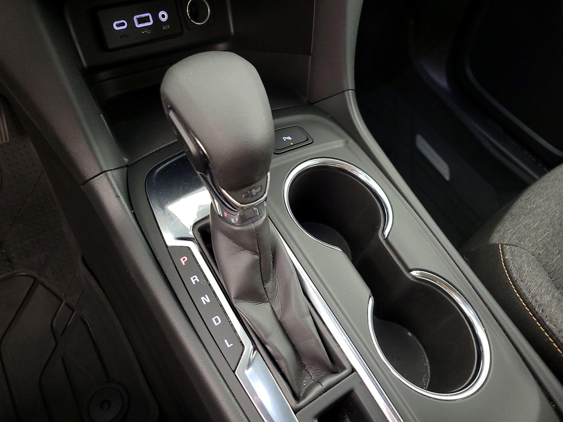 Thumbnail: 2022 Chevrolet Equinox - 17