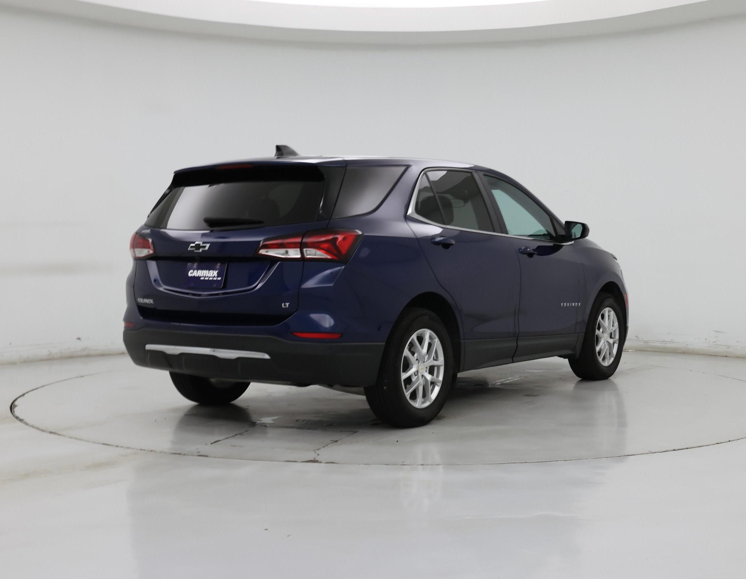 Thumbnail: 2022 Chevrolet Equinox - 8