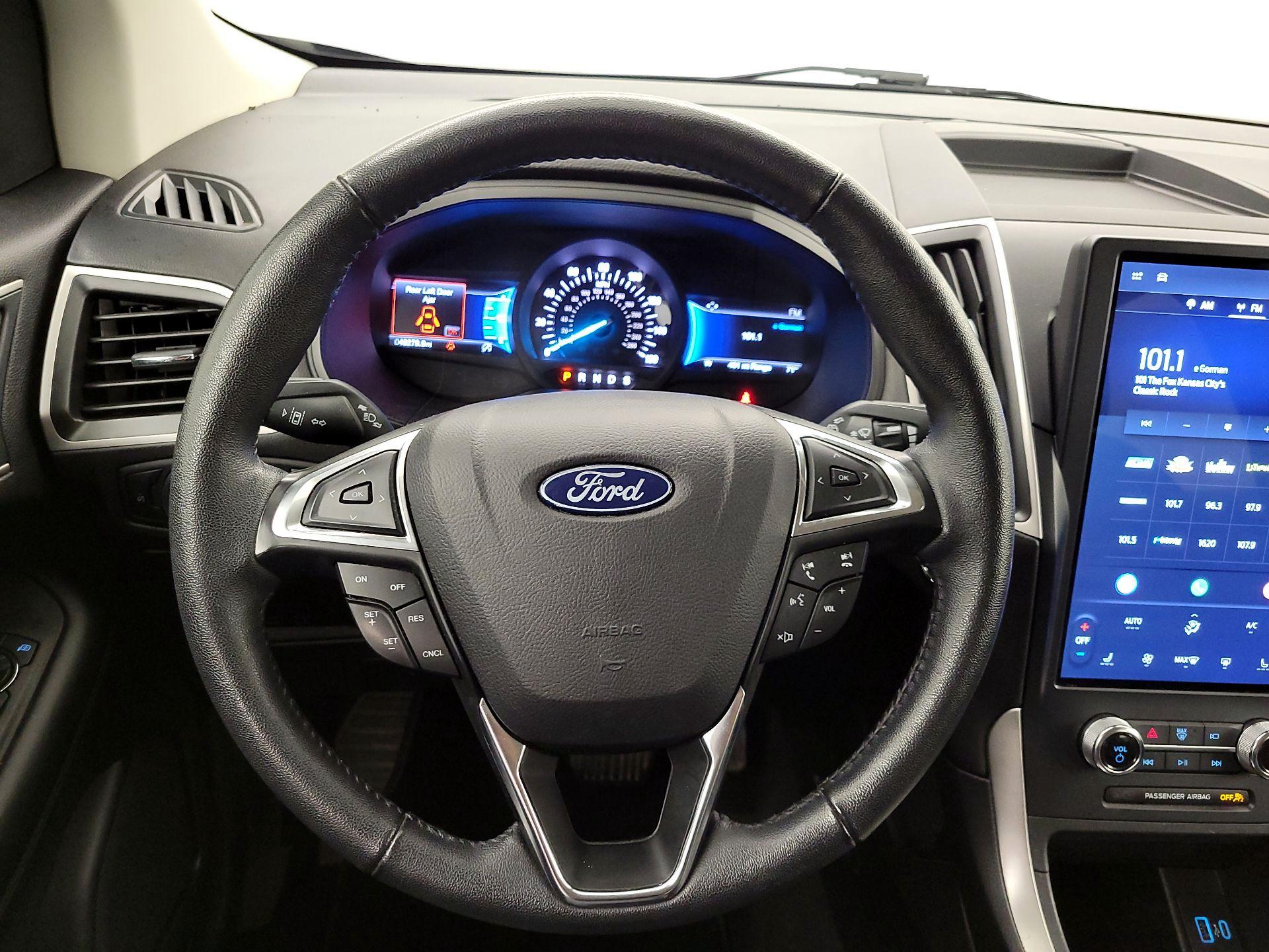 Thumbnail: 2024 Ford Edge - 10