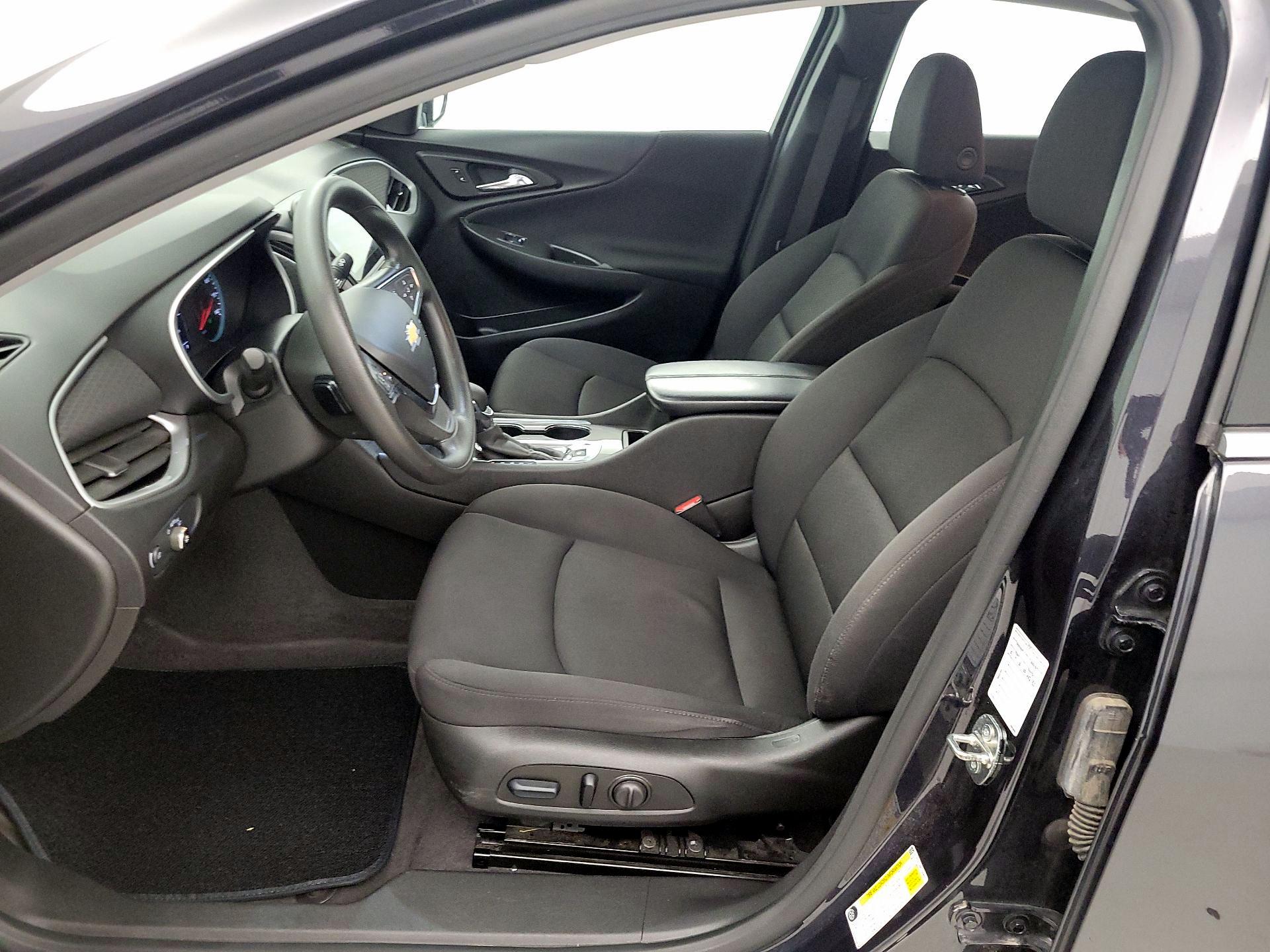 Thumbnail: 2023 Chevrolet Malibu - 11