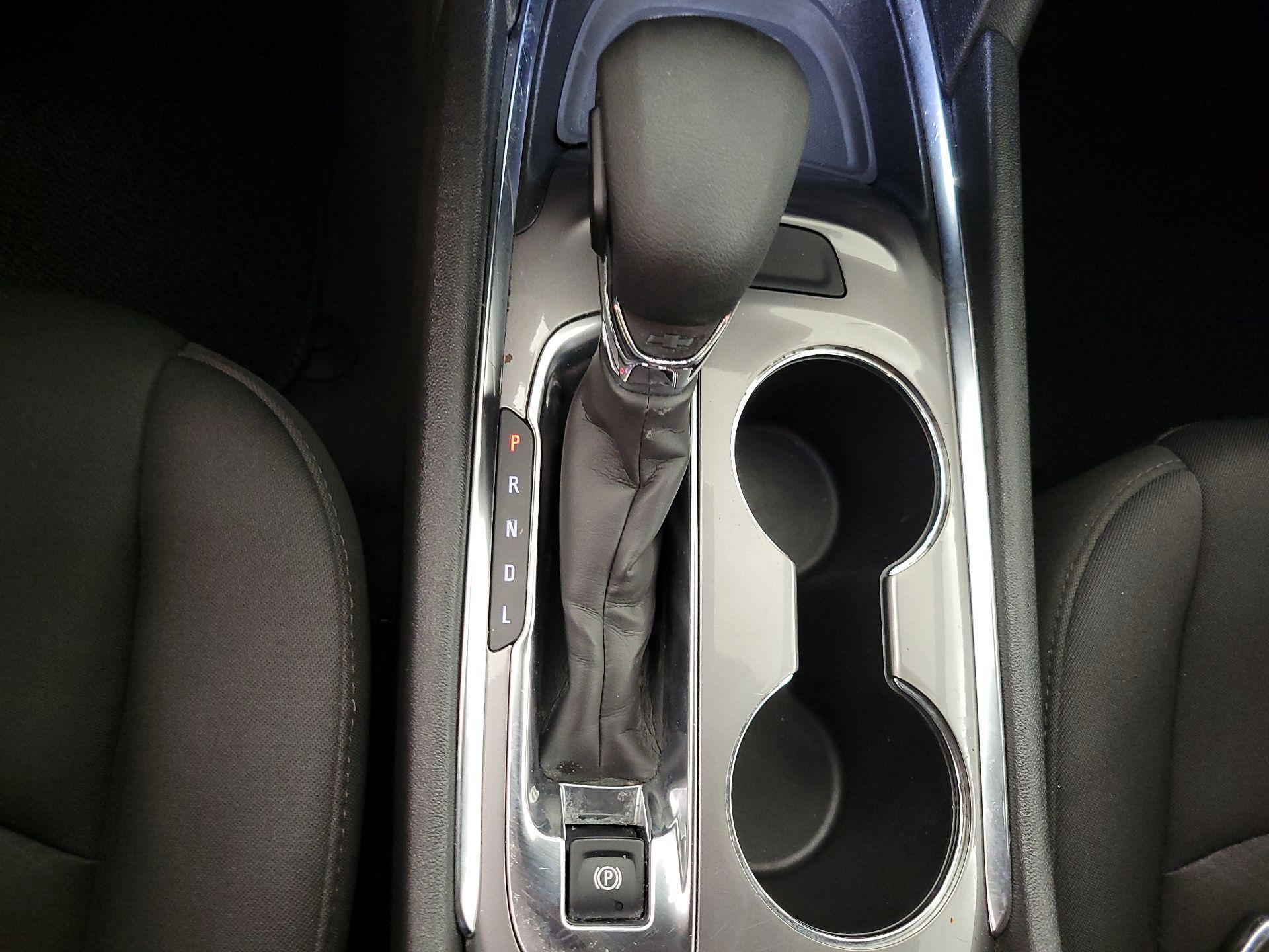 Thumbnail: 2023 Chevrolet Malibu - 17