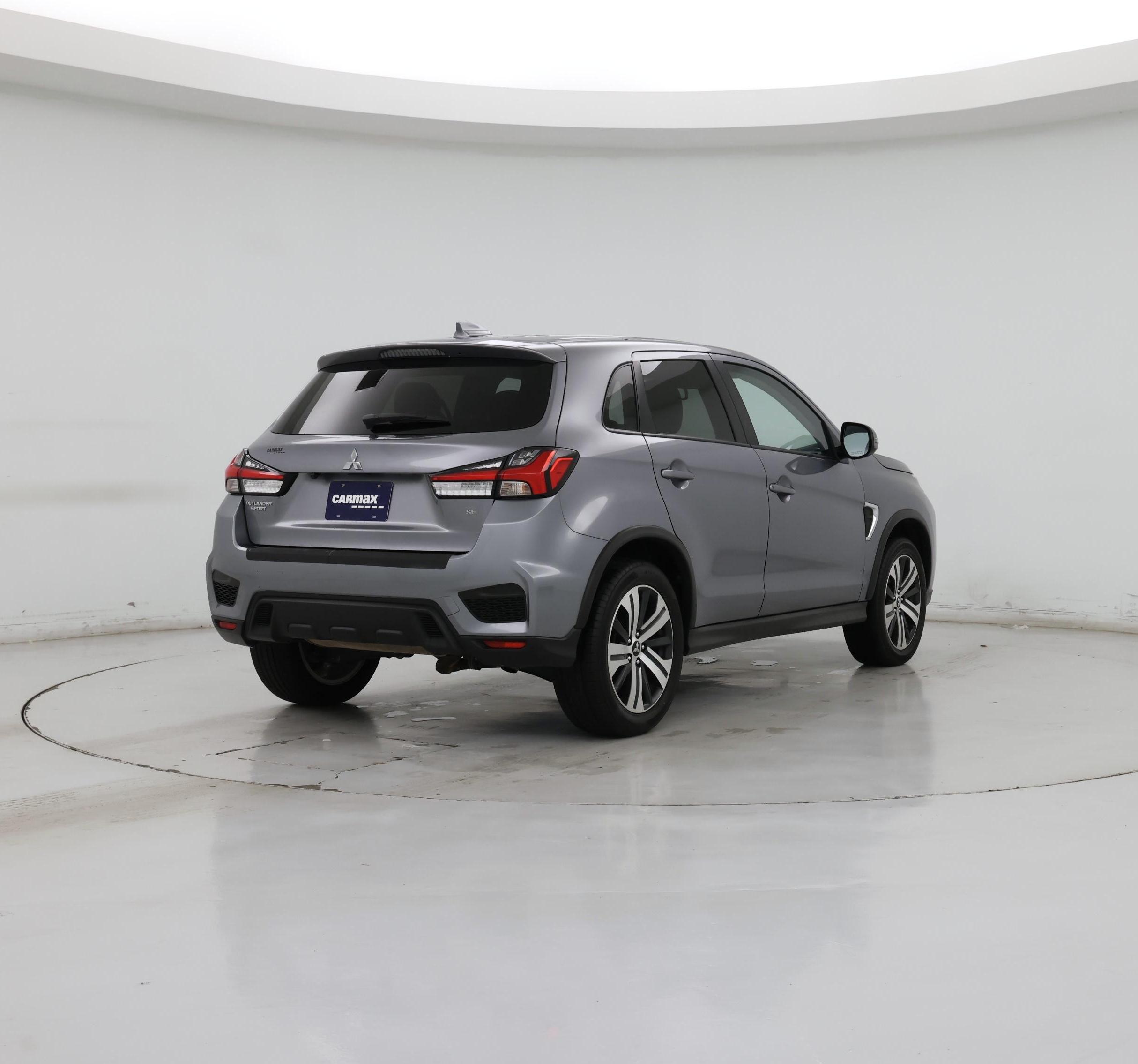 Thumbnail: 2023 Mitsubishi Outlander Sport - 8