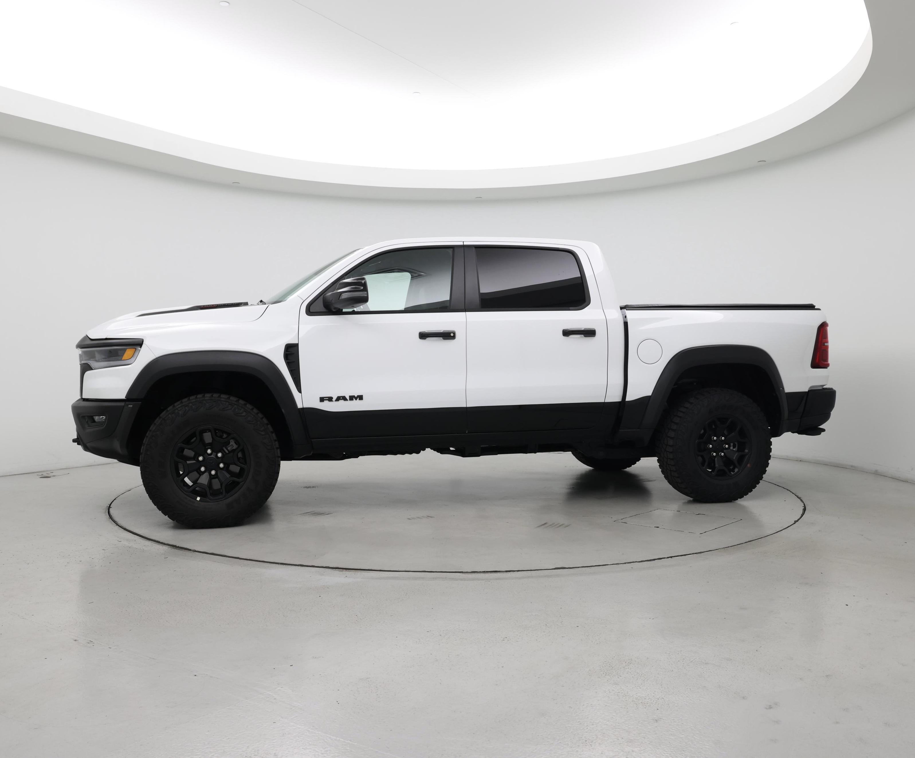 Thumbnail: 2025 RAM 1500 - 3
