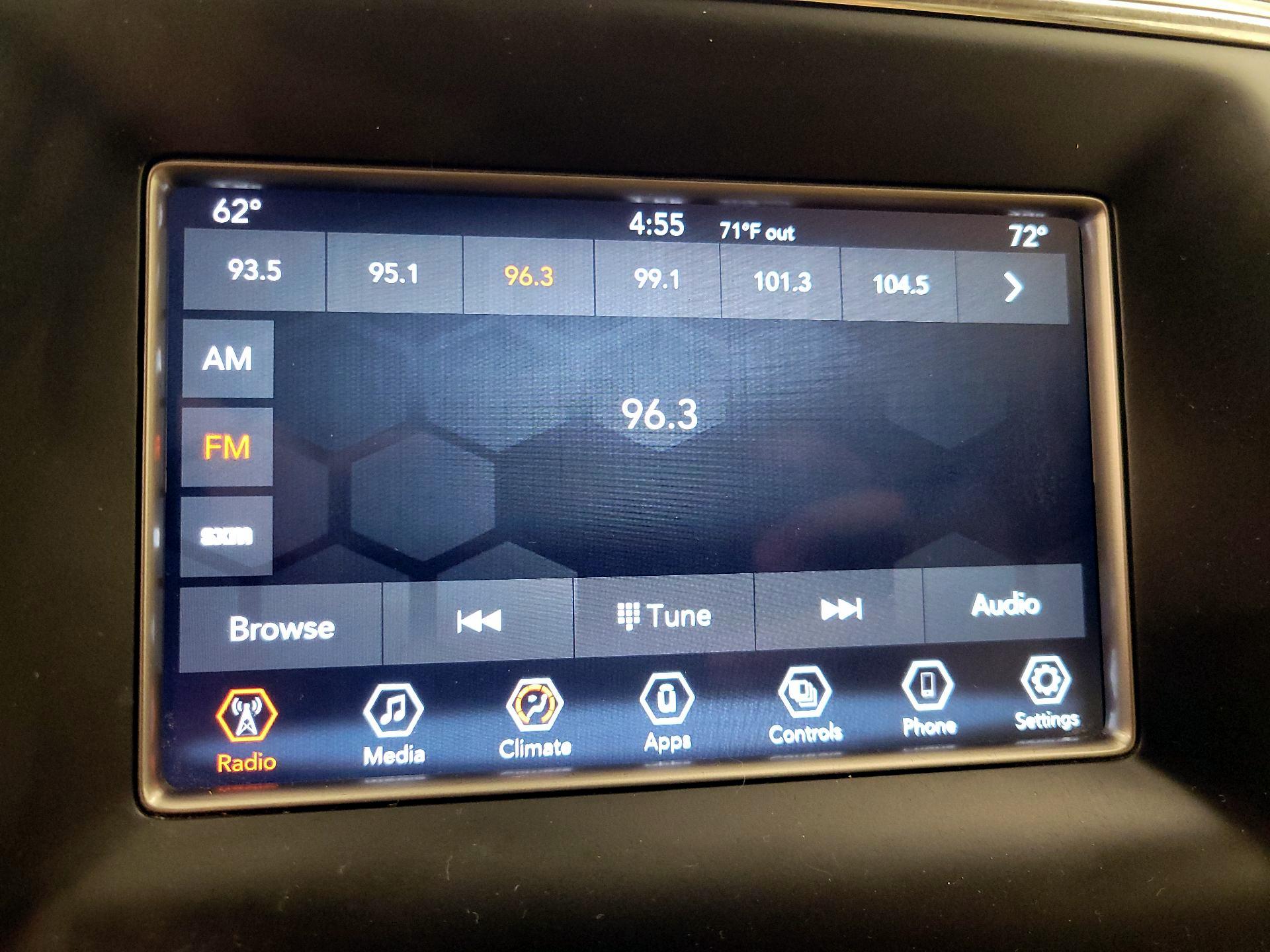 Thumbnail: 2021 Jeep Grand Cherokee - 15