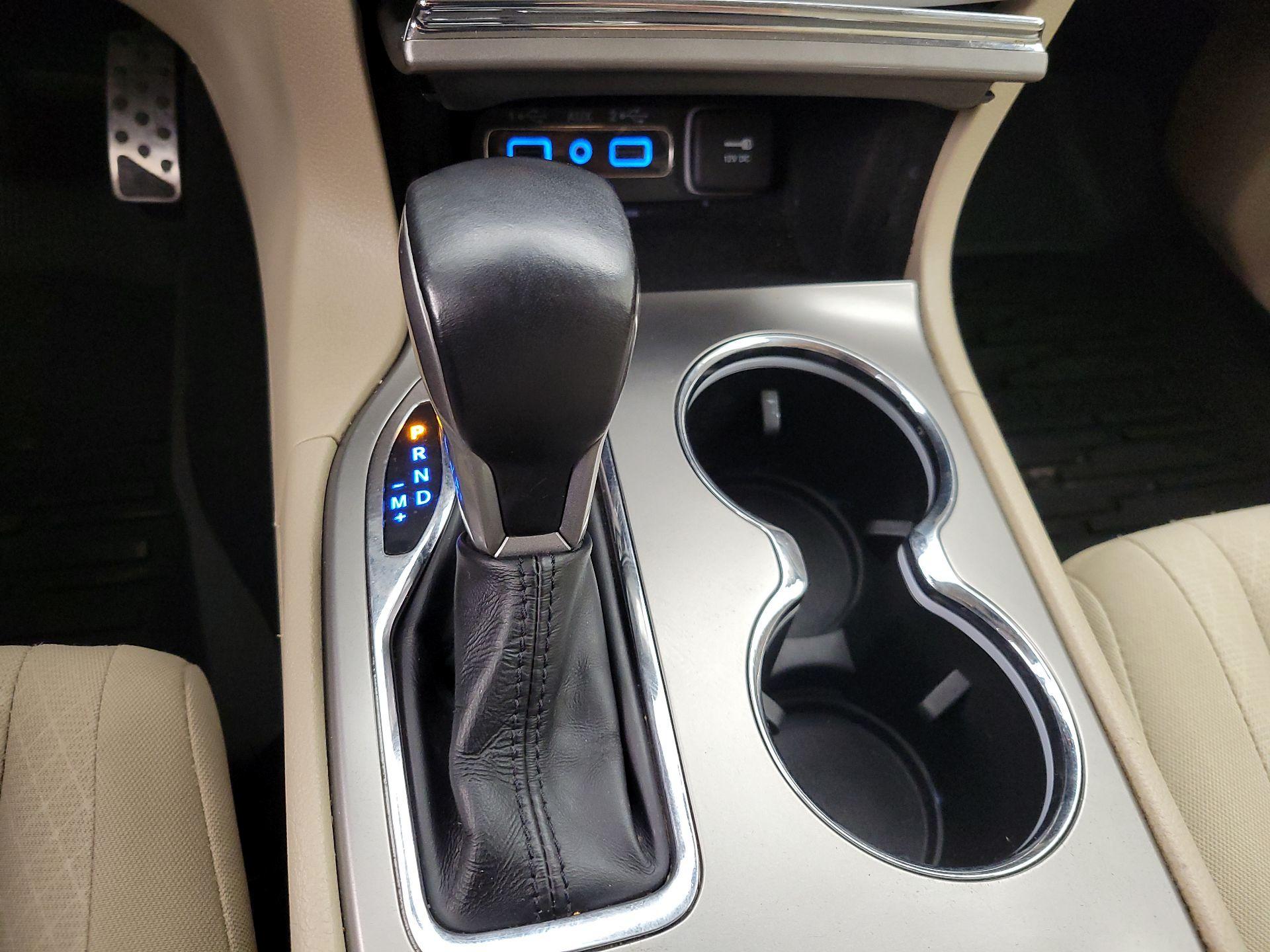 Thumbnail: 2021 Jeep Grand Cherokee - 17