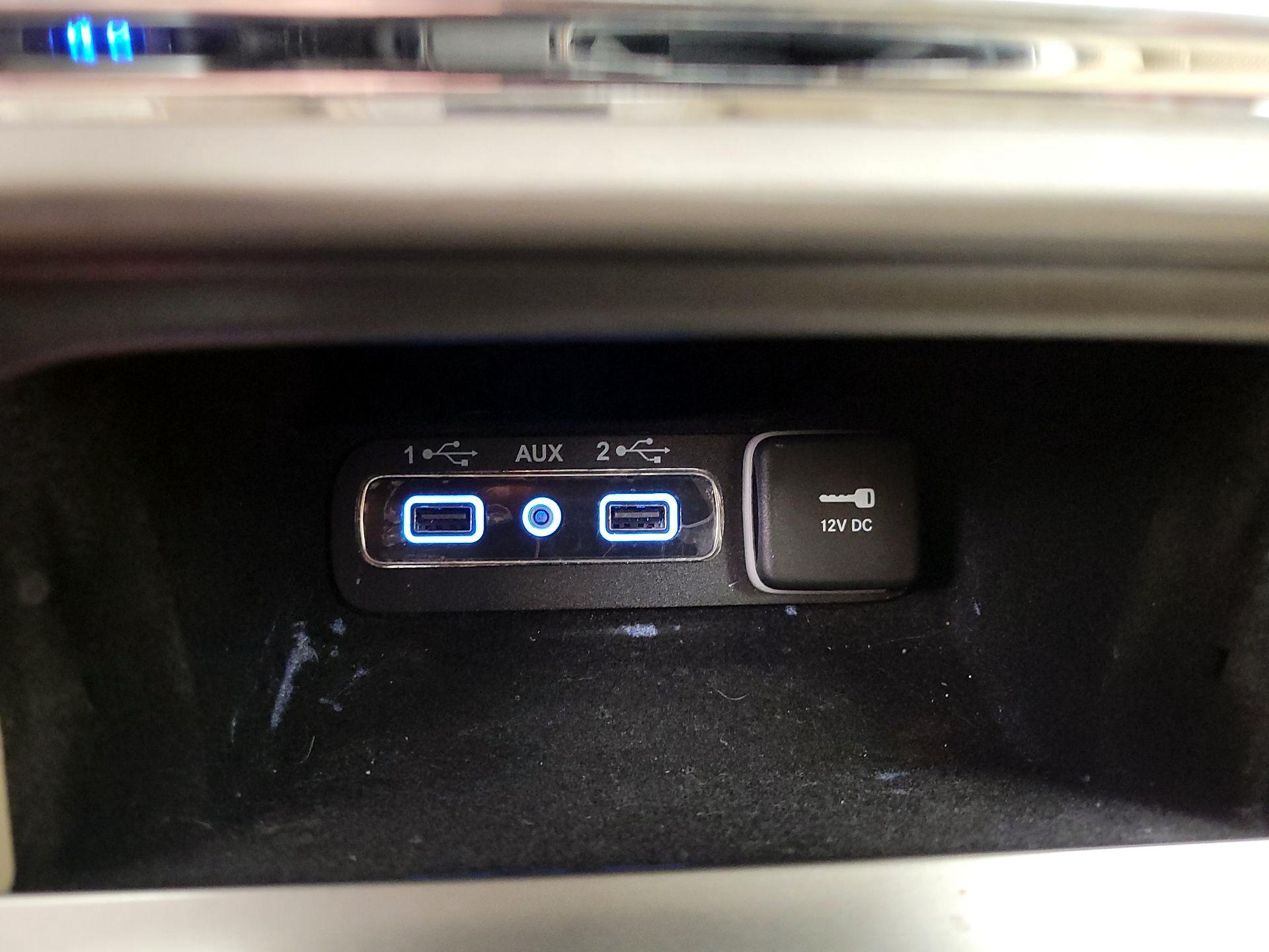 Thumbnail: 2021 Jeep Grand Cherokee - 18