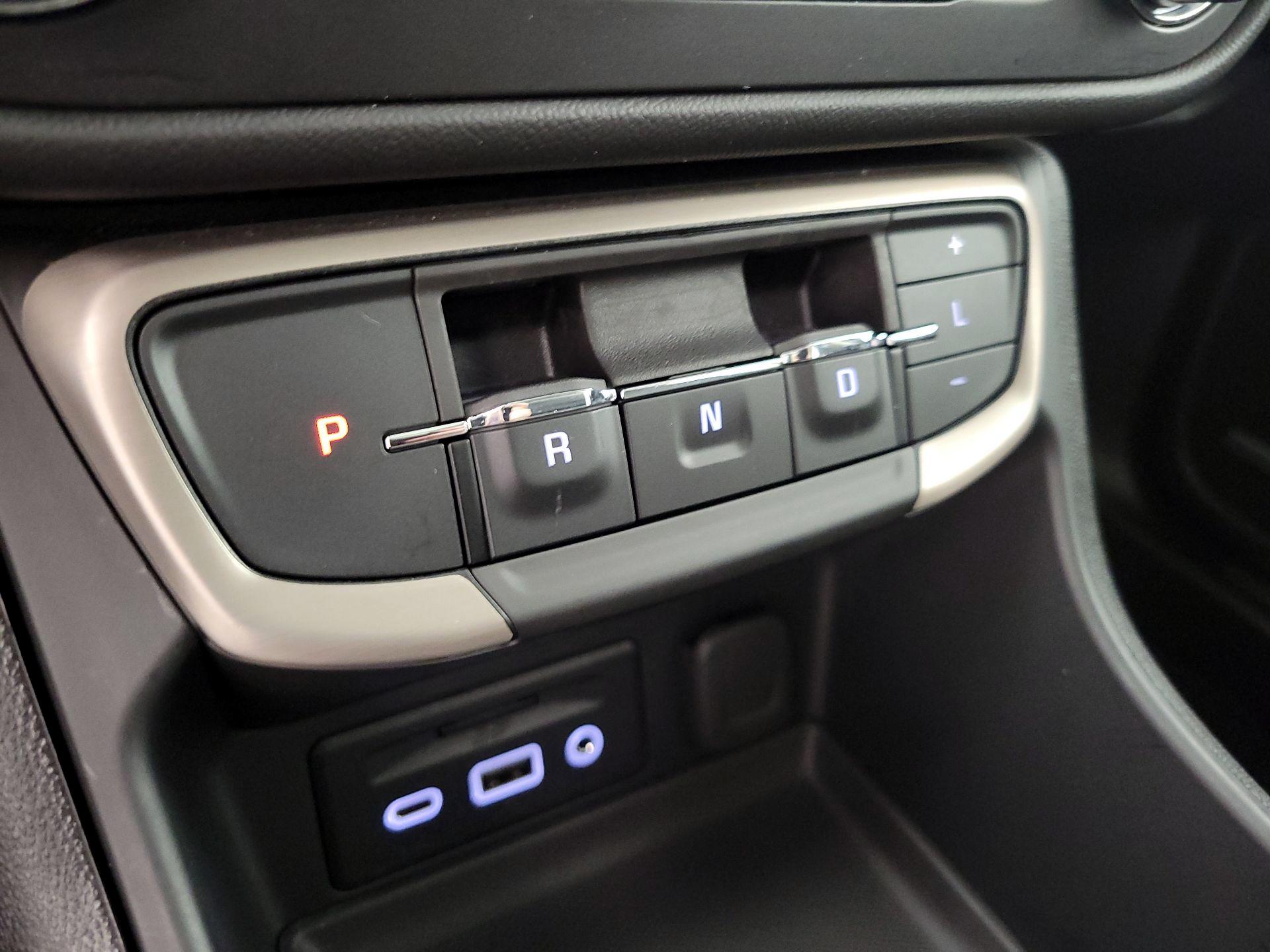 Thumbnail: 2024 GMC Terrain - 17