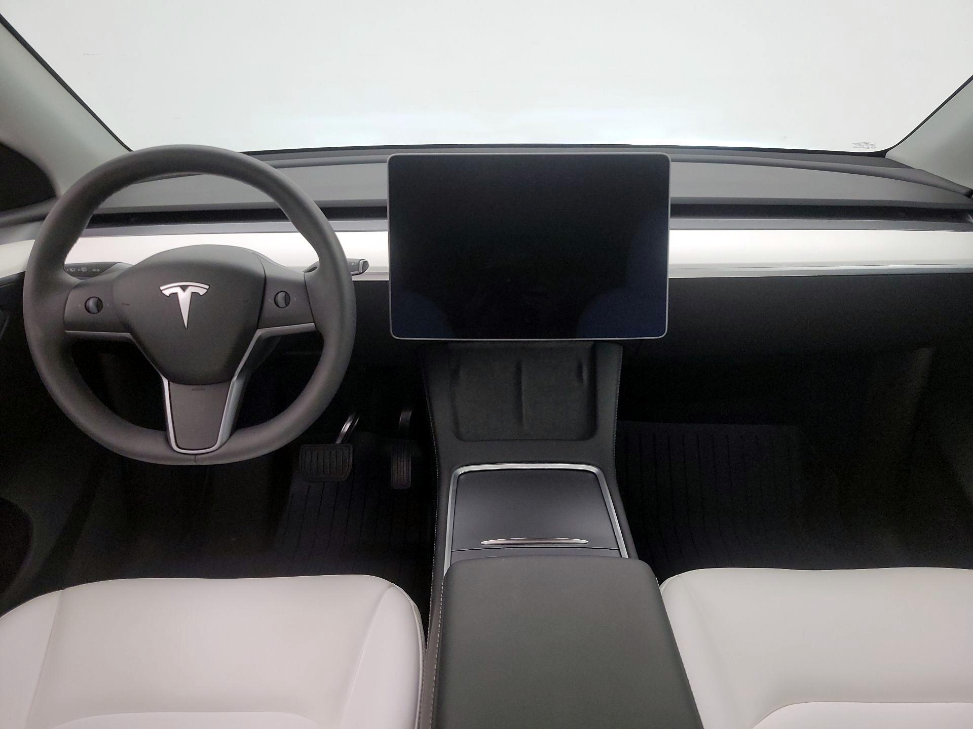 Thumbnail: 2025 Tesla Model Y - 9