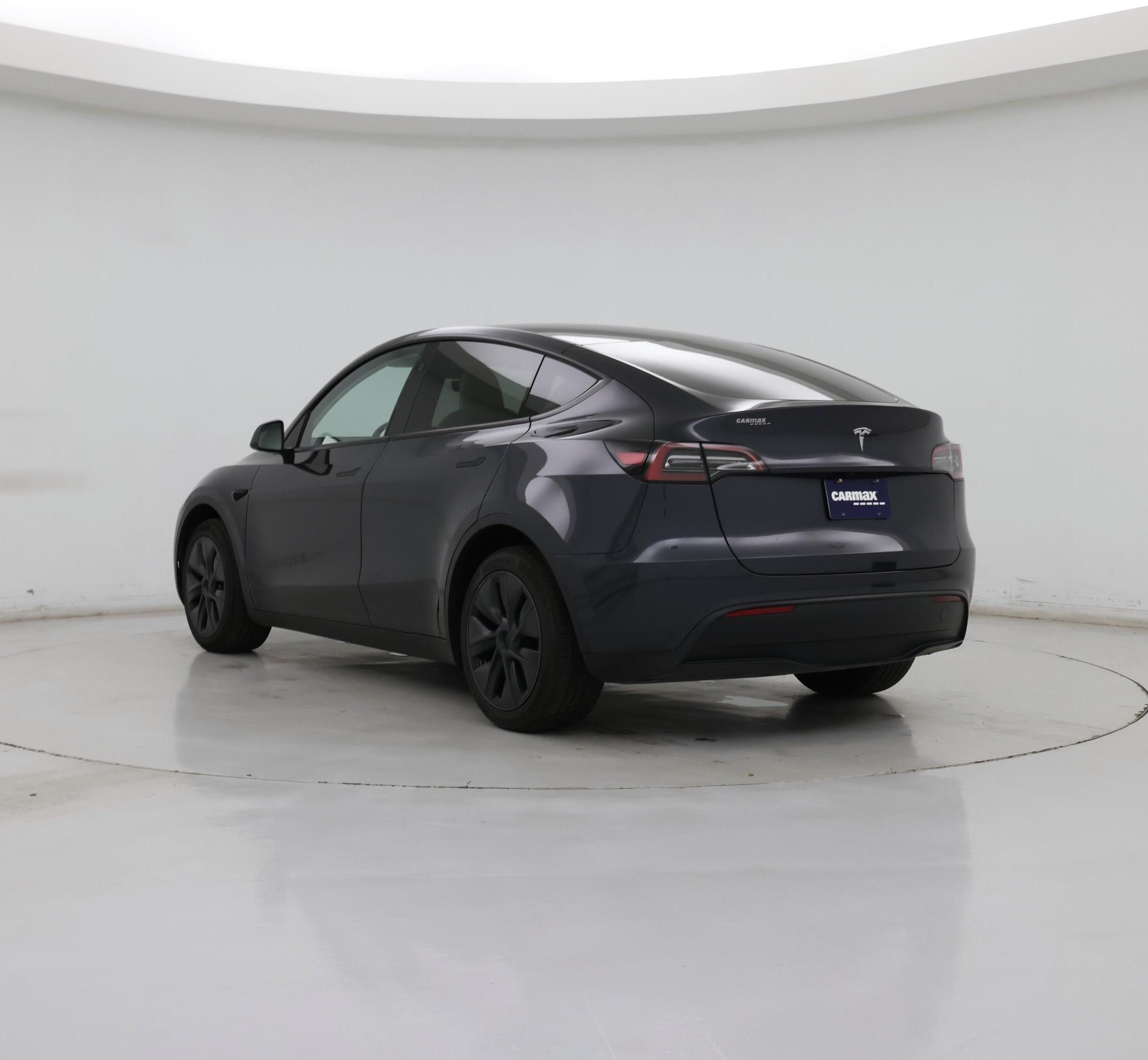 Thumbnail: 2025 Tesla Model Y - 2