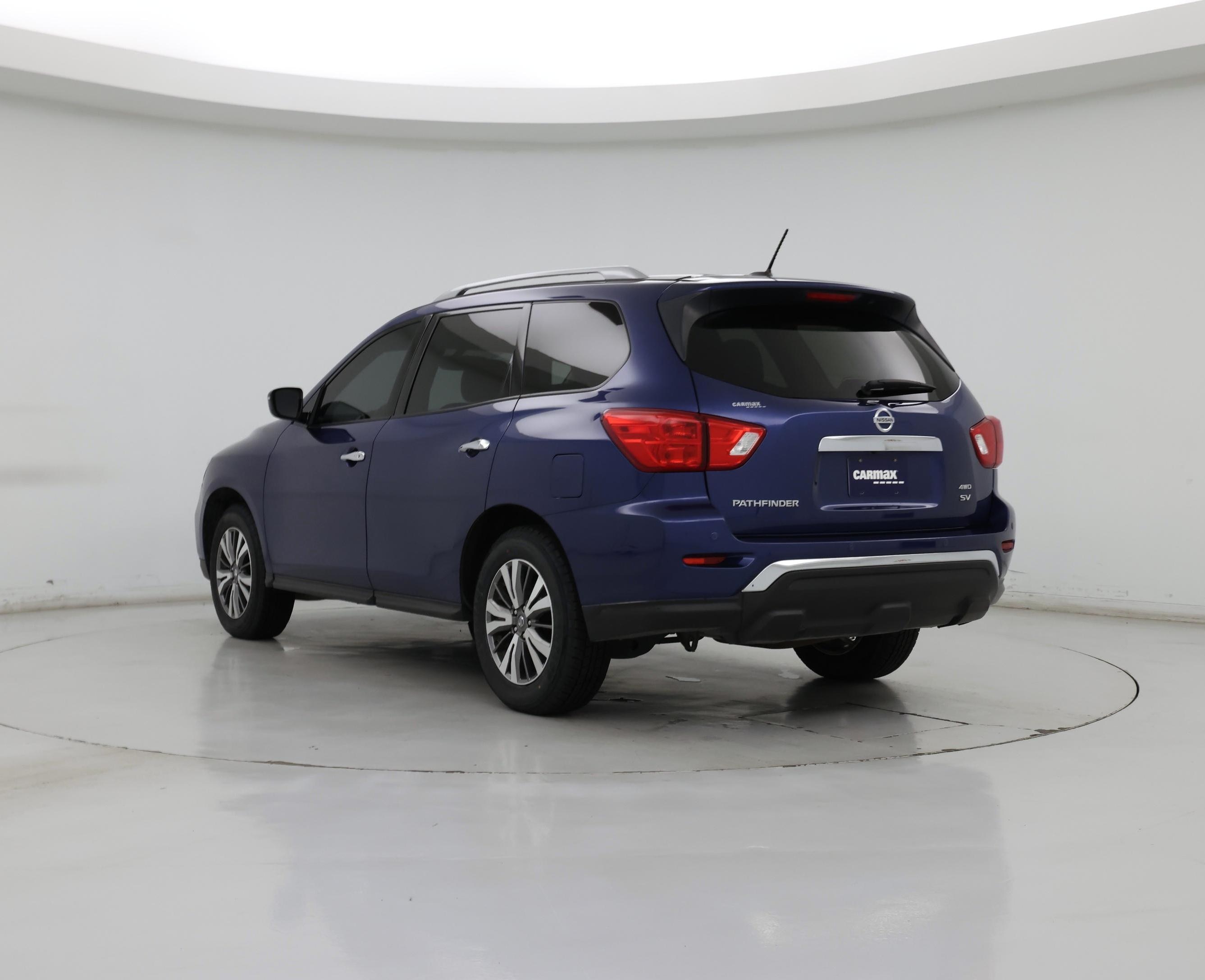 Thumbnail: 2018 Nissan Pathfinder - 2