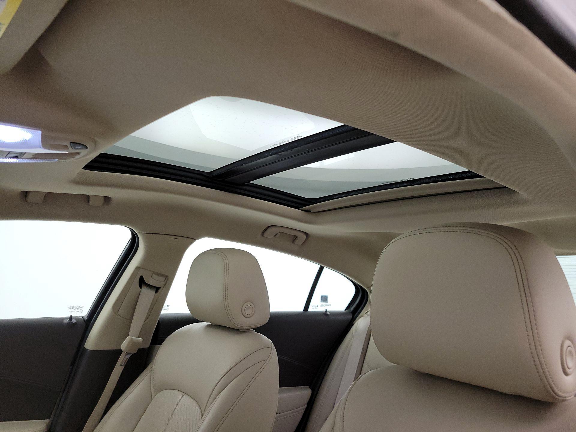 Thumbnail: 2015 Buick LaCrosse - 19