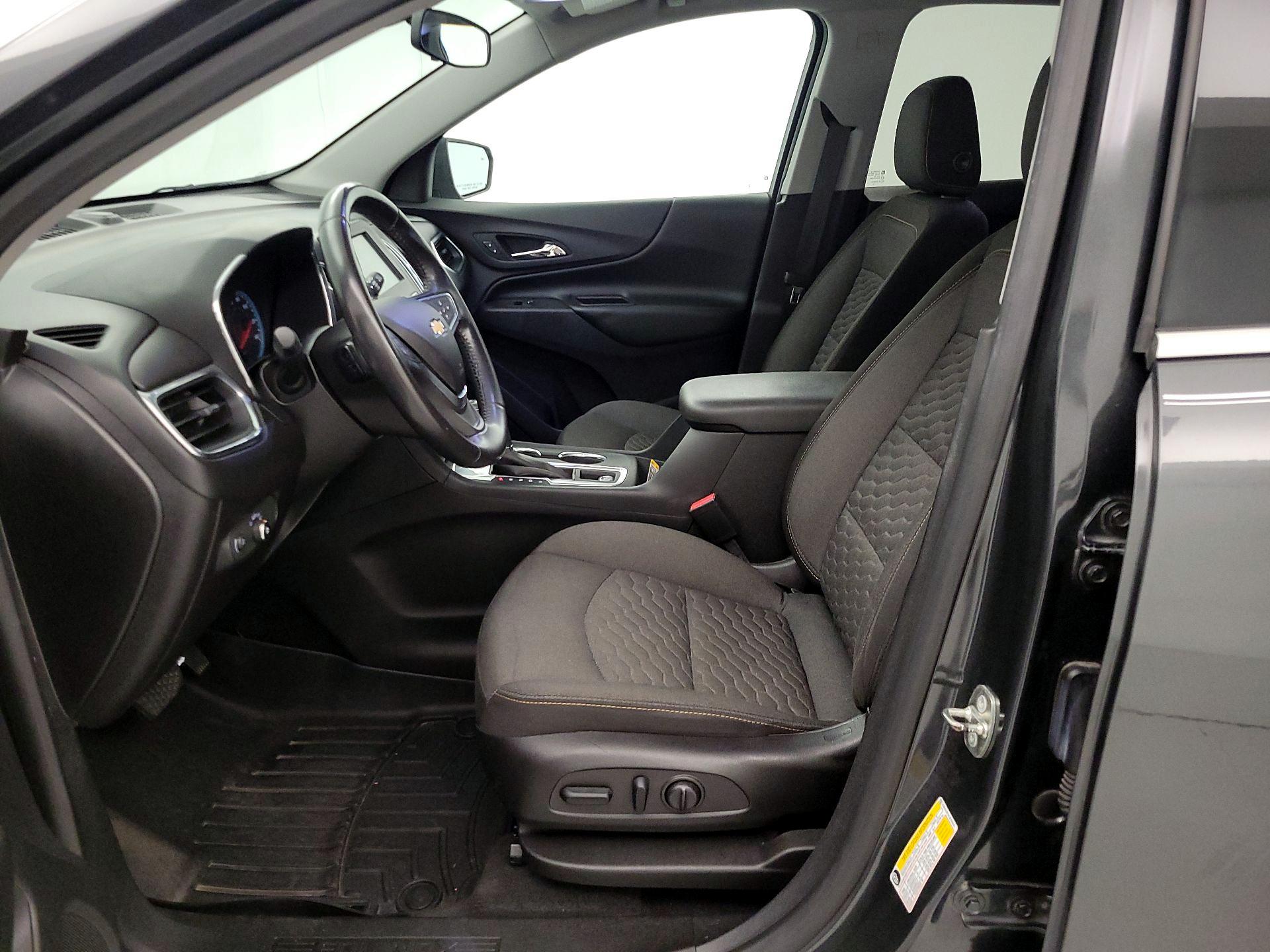 Thumbnail: 2018 Chevrolet Equinox - 11