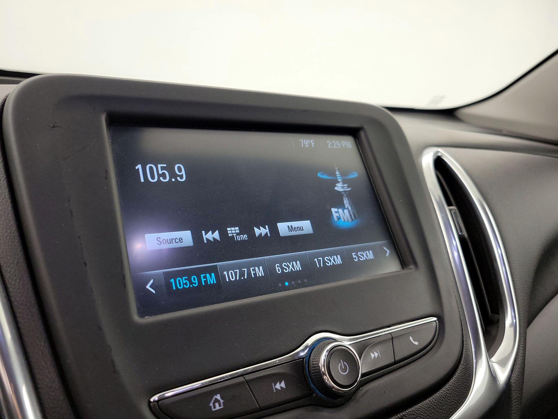 Thumbnail: 2018 Chevrolet Equinox - 15