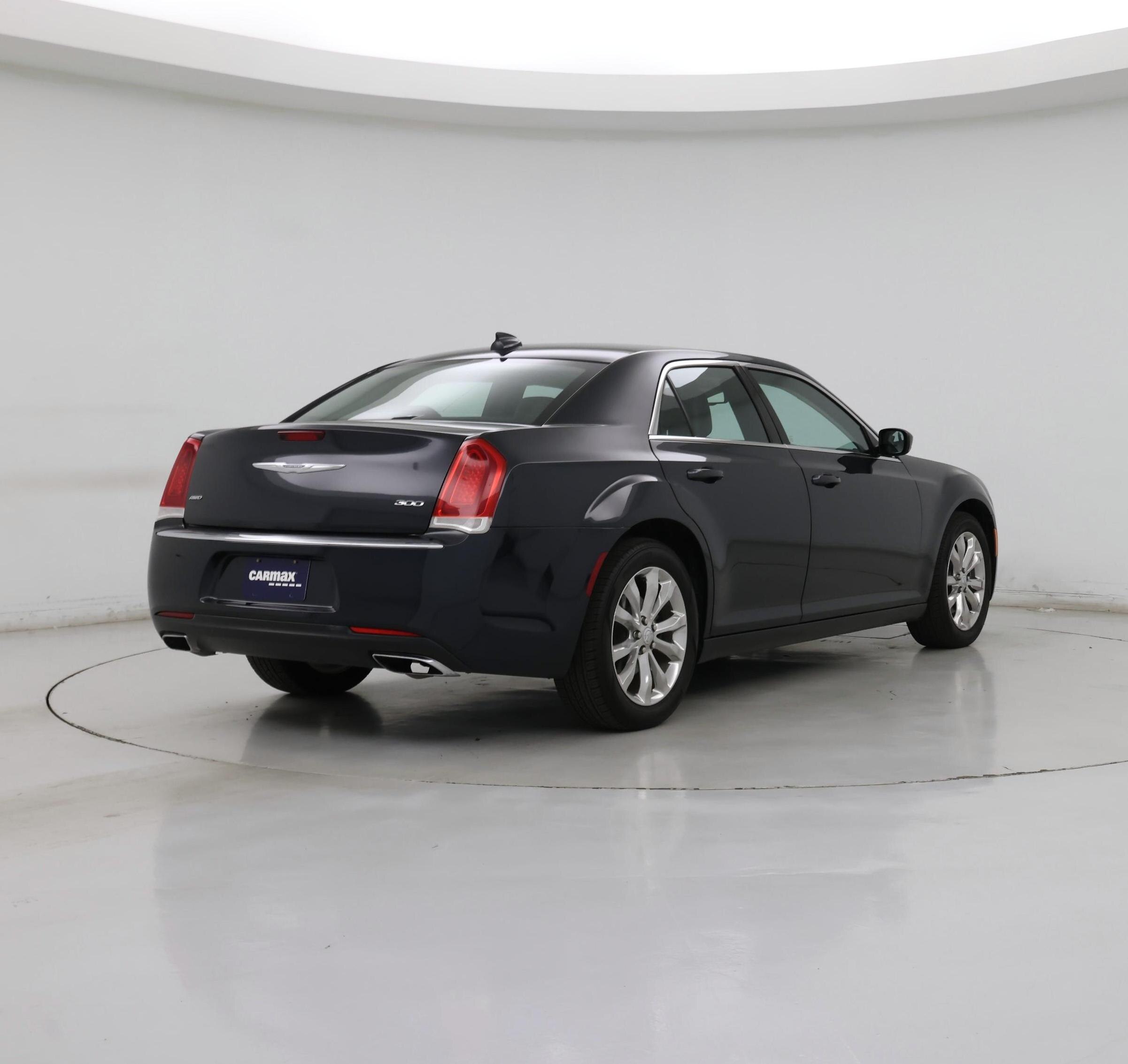 Thumbnail: 2016 Chrysler 300 - 8