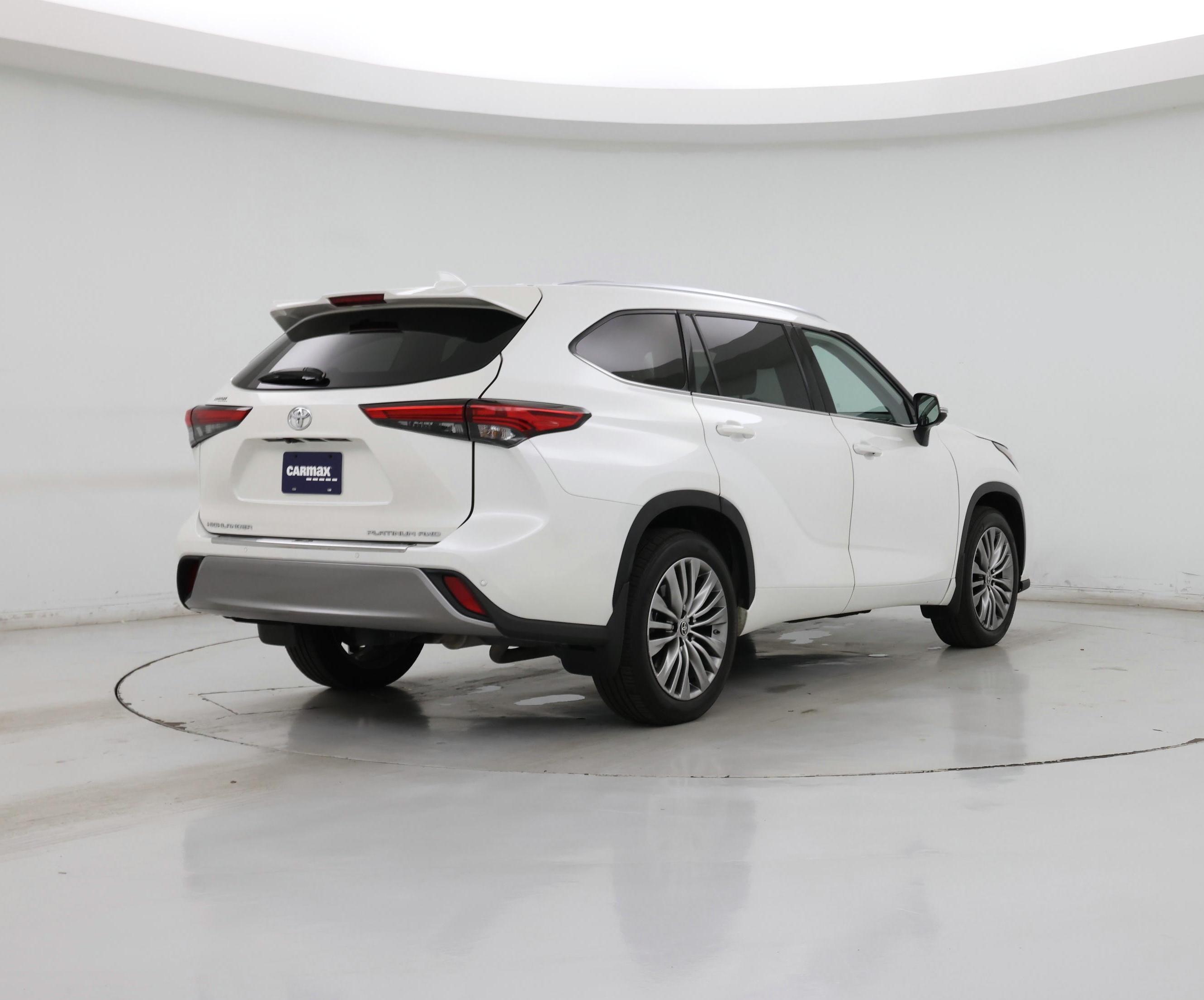 Thumbnail: 2021 Toyota Highlander - 8