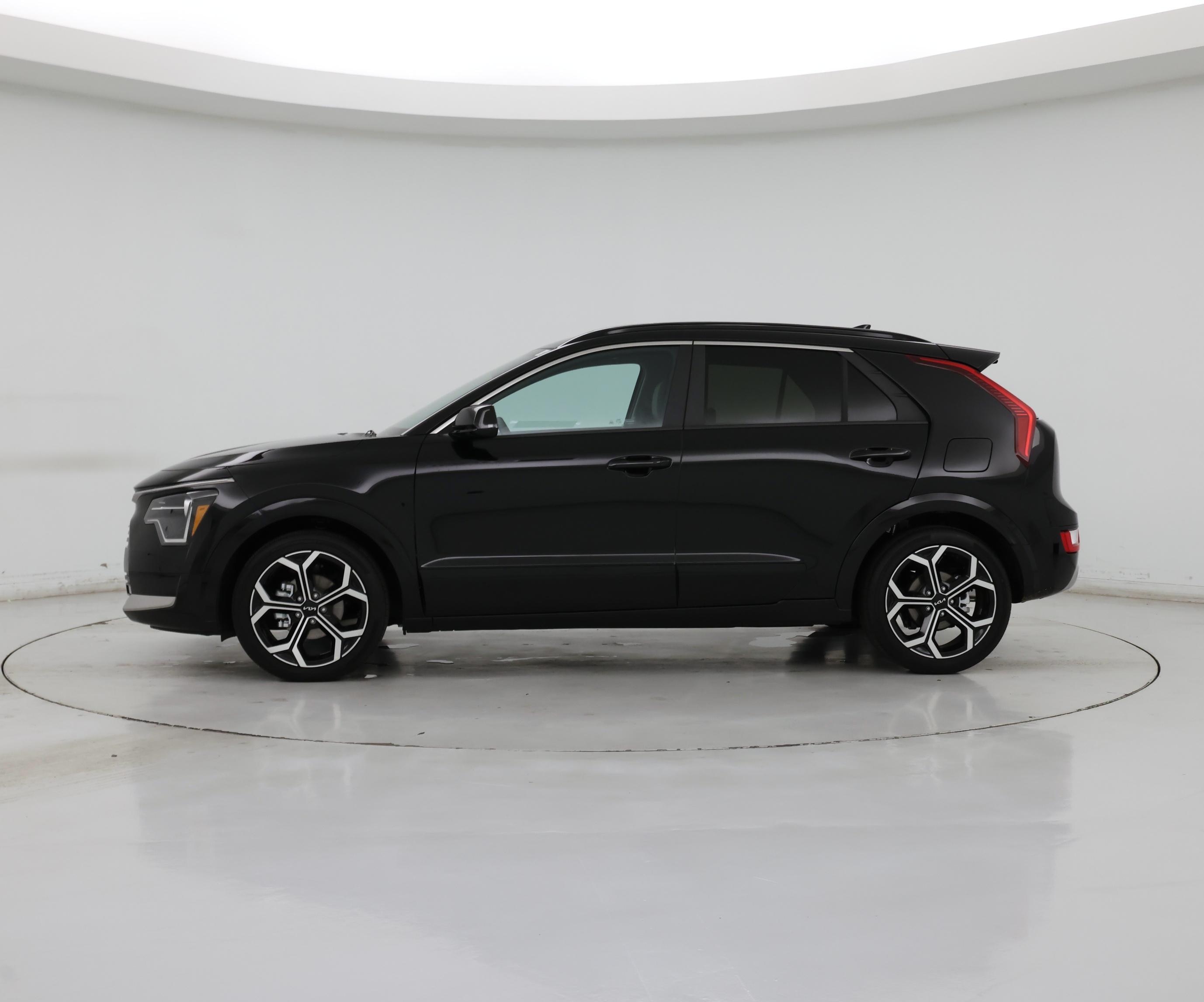 Thumbnail: 2024 Kia Niro - 3