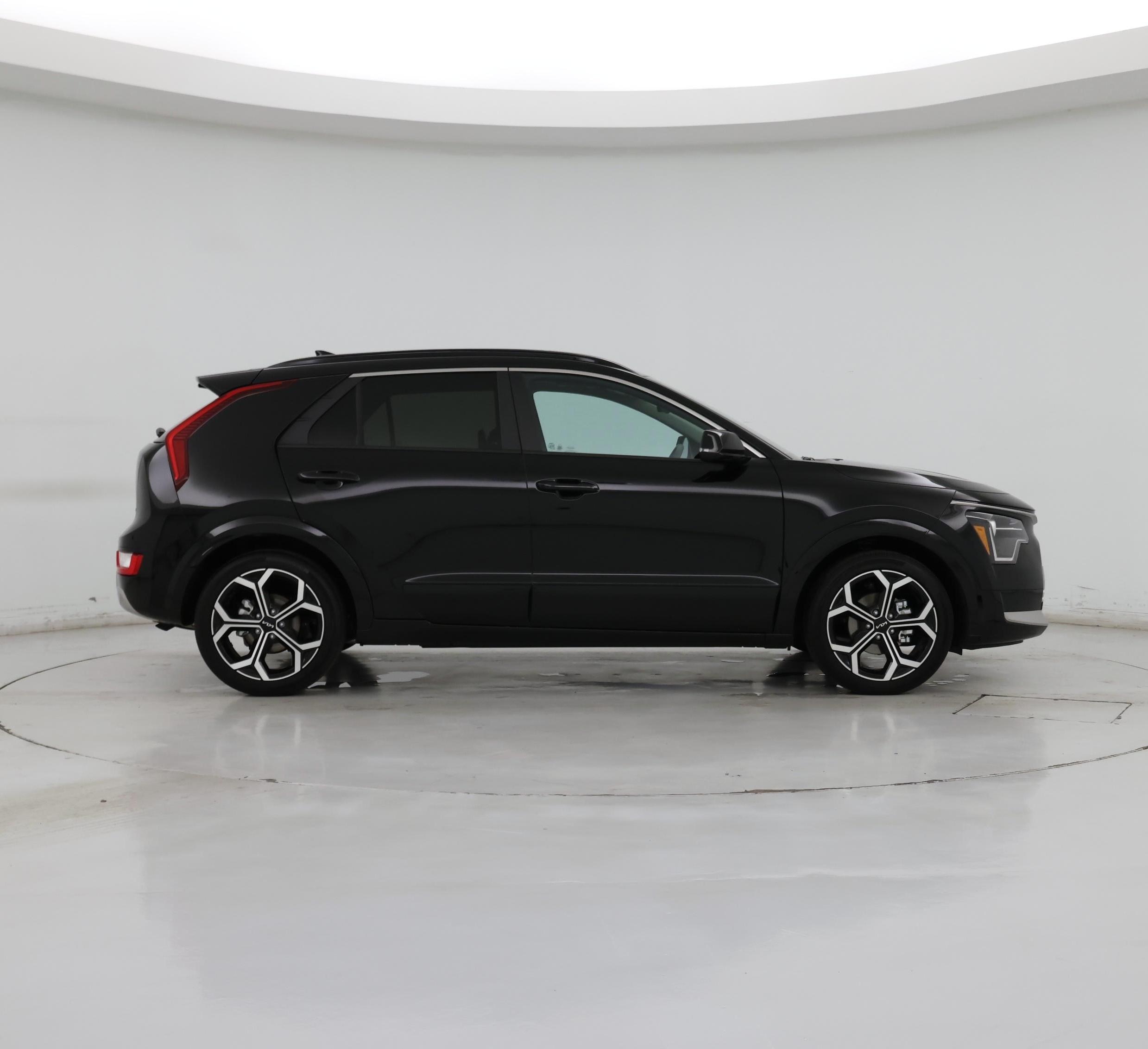 Thumbnail: 2024 Kia Niro - 7