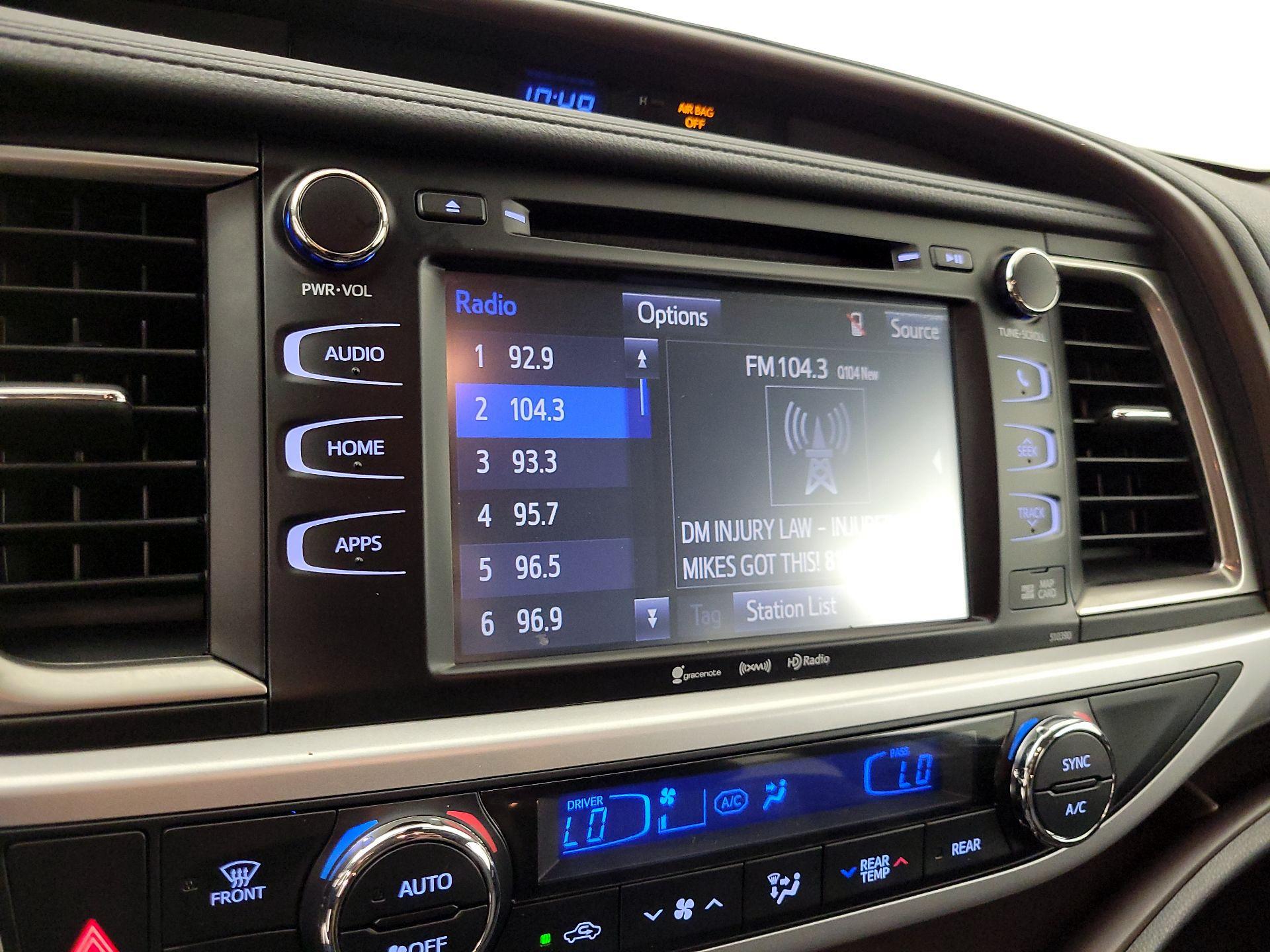 Thumbnail: 2019 Toyota Highlander - 15