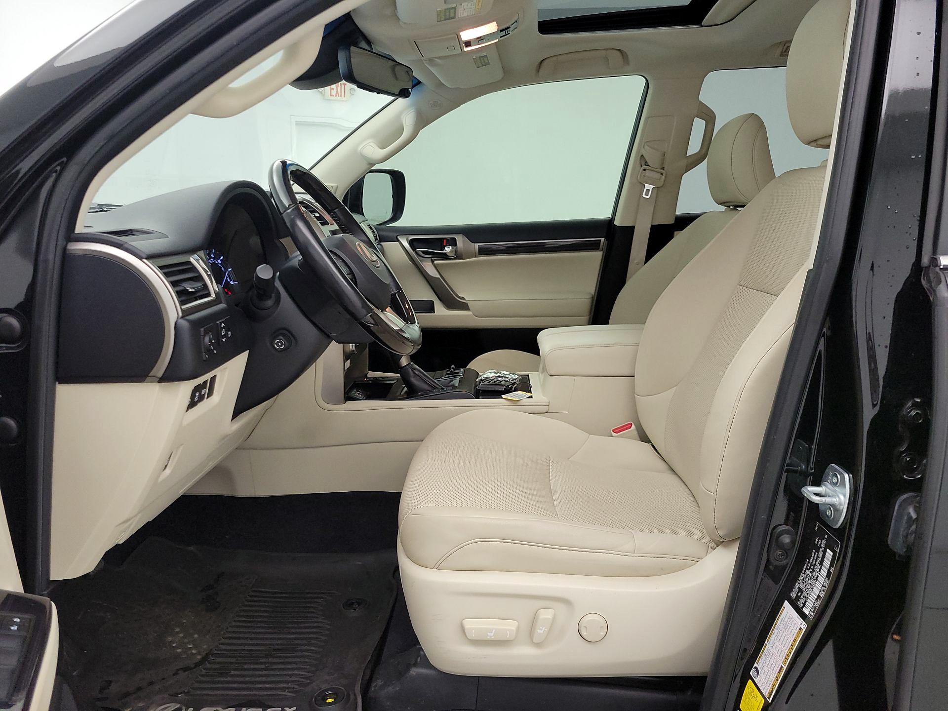 Thumbnail: 2020 Lexus GX - 11