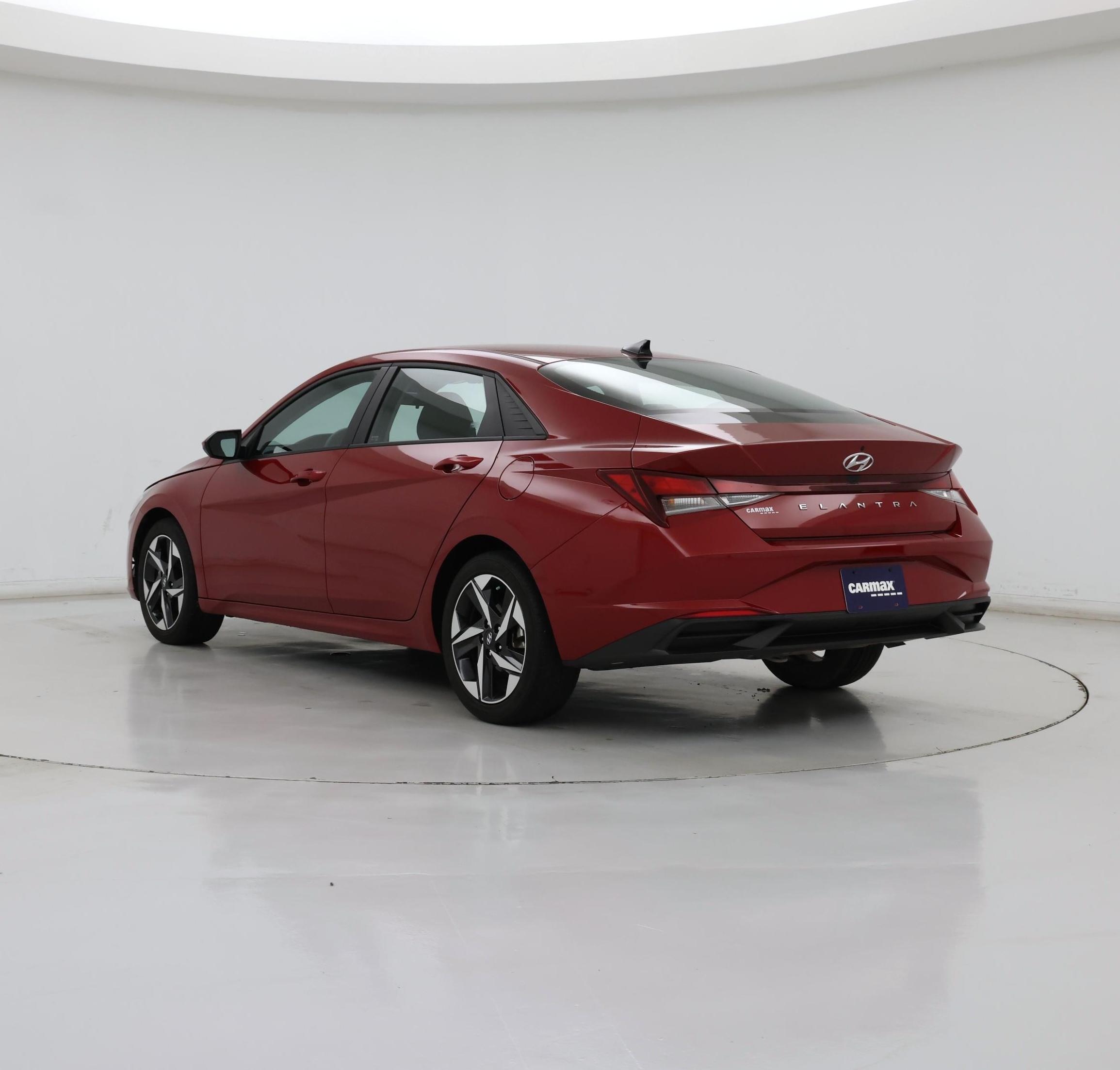 Thumbnail: 2023 Hyundai Elantra - 2
