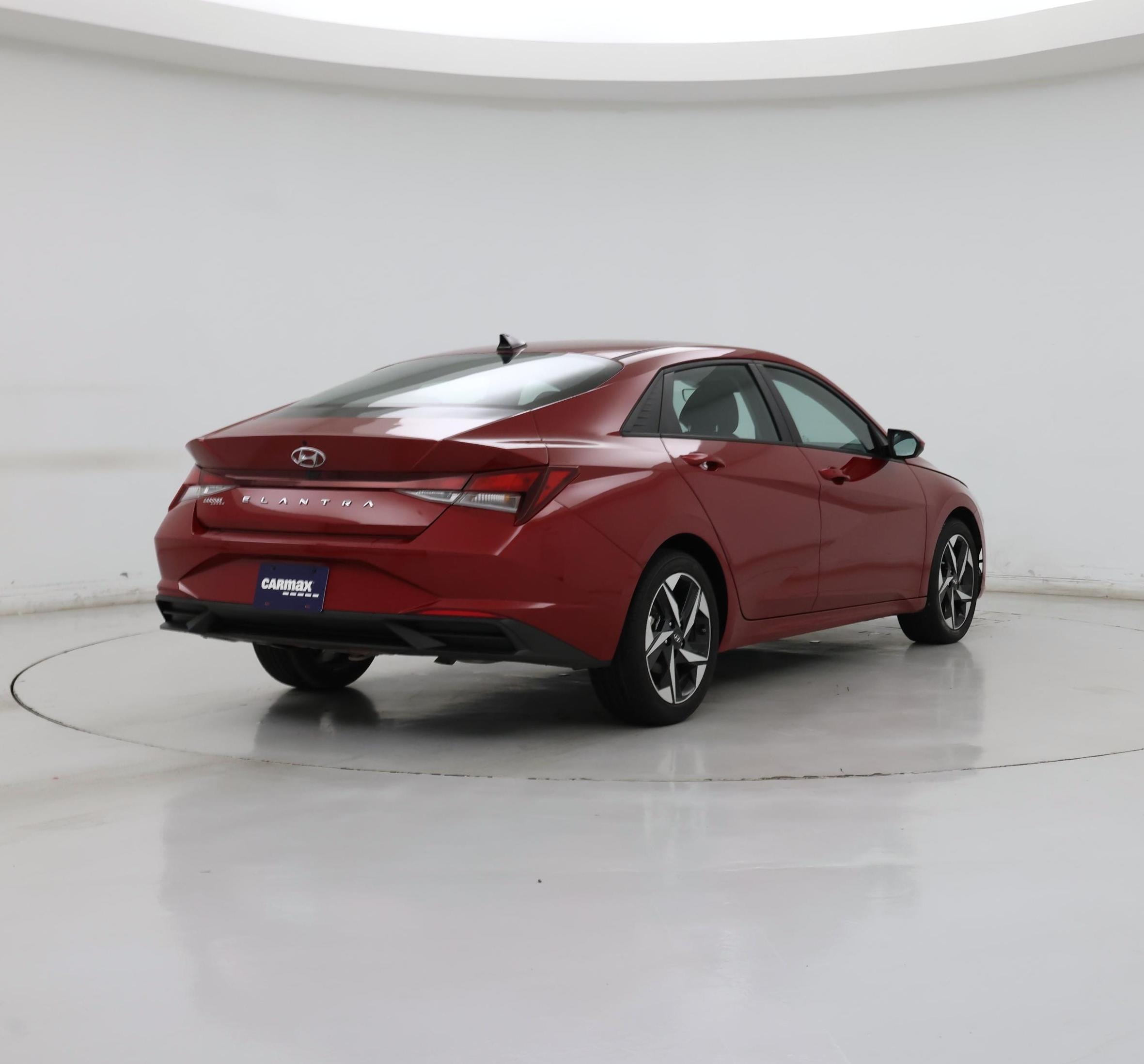 Thumbnail: 2023 Hyundai Elantra - 8