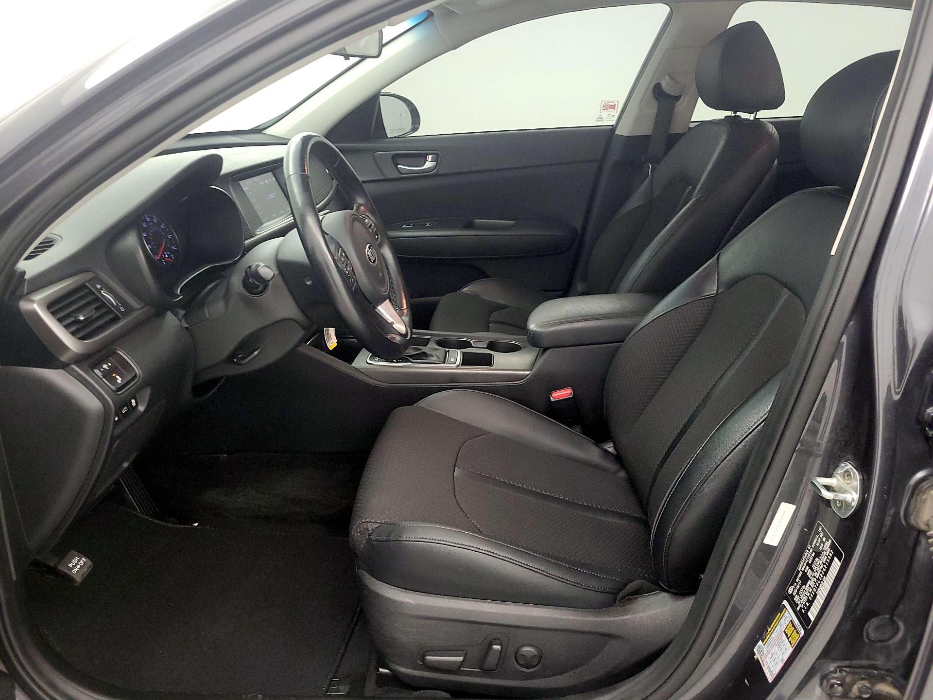 Thumbnail: 2018 Kia Optima - 11