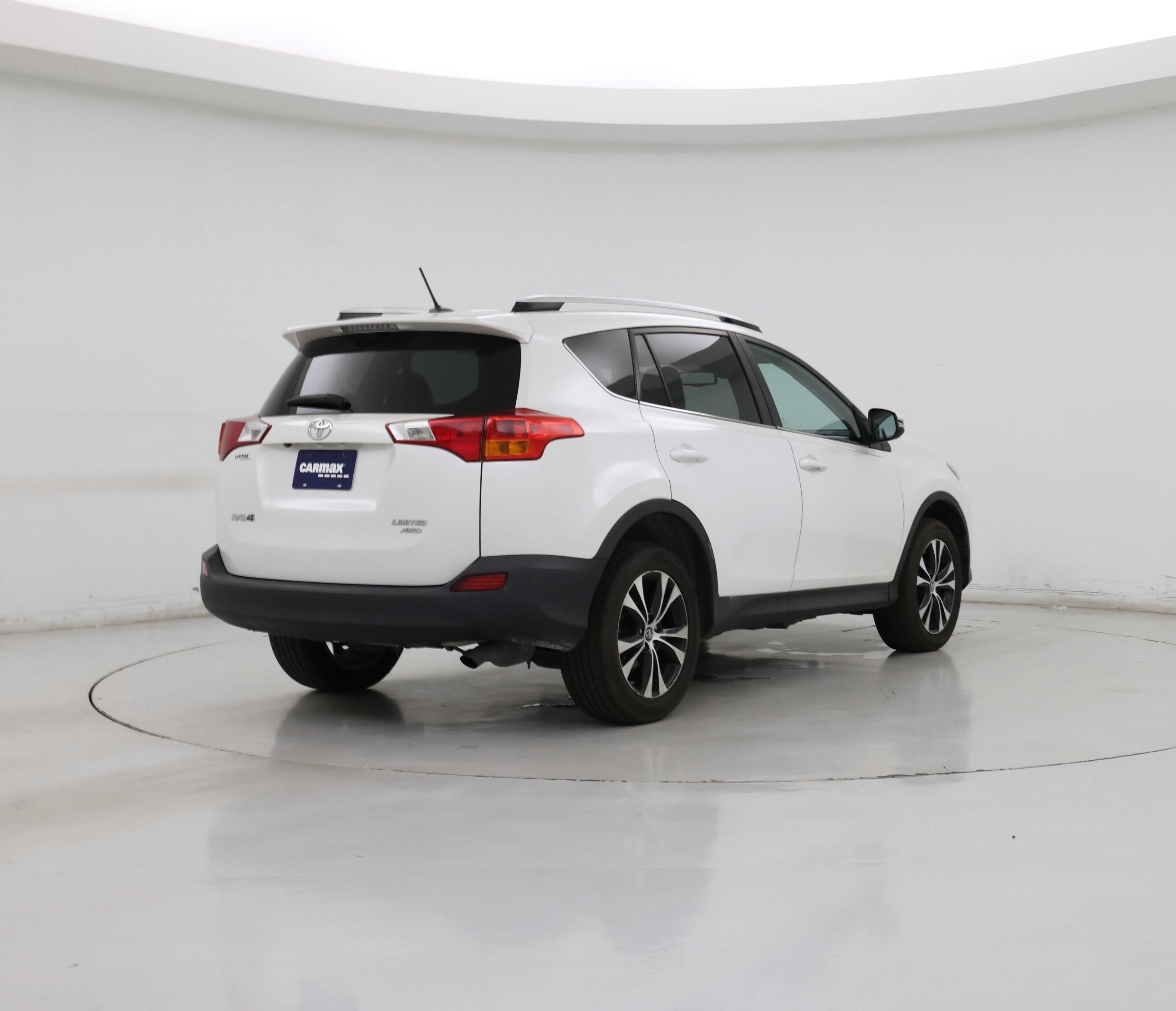 Thumbnail: 2015 Toyota RAV4 - 8