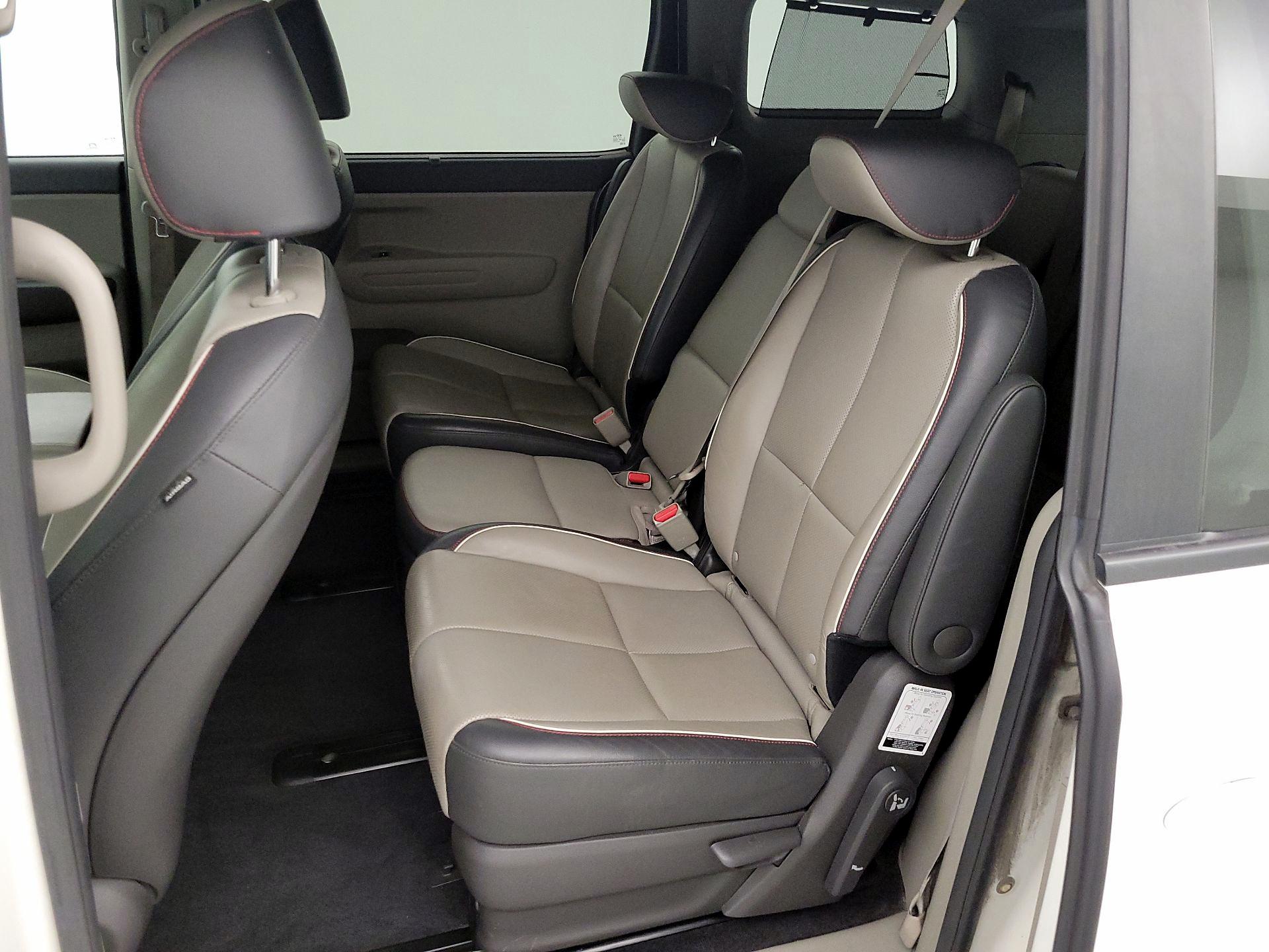 Thumbnail: 2017 Kia Sedona - 19