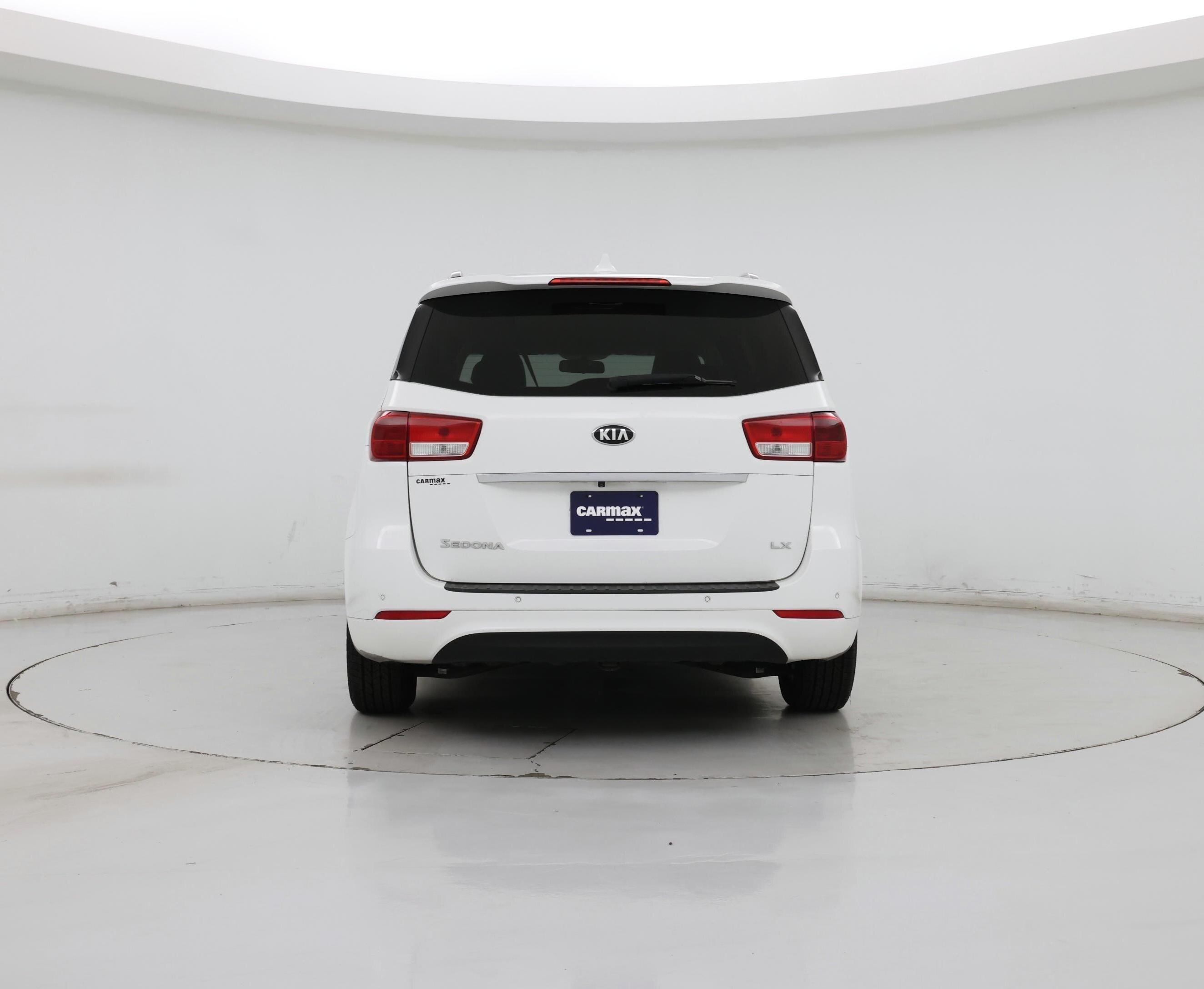 Thumbnail: 2017 Kia Sedona - 6
