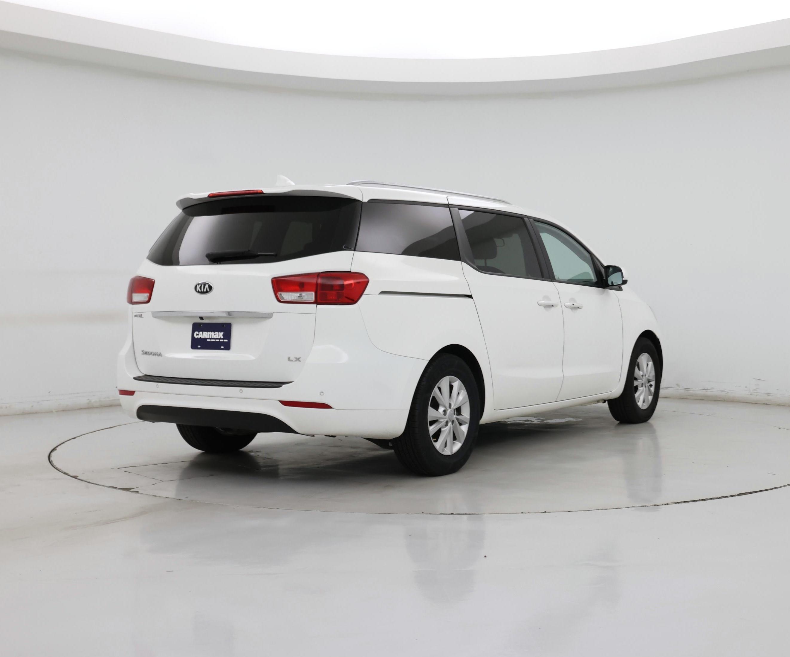 Thumbnail: 2017 Kia Sedona - 8