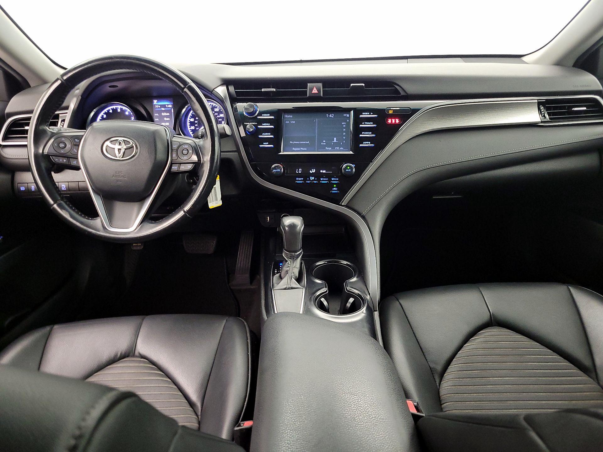 Thumbnail: 2019 Toyota Camry - 9