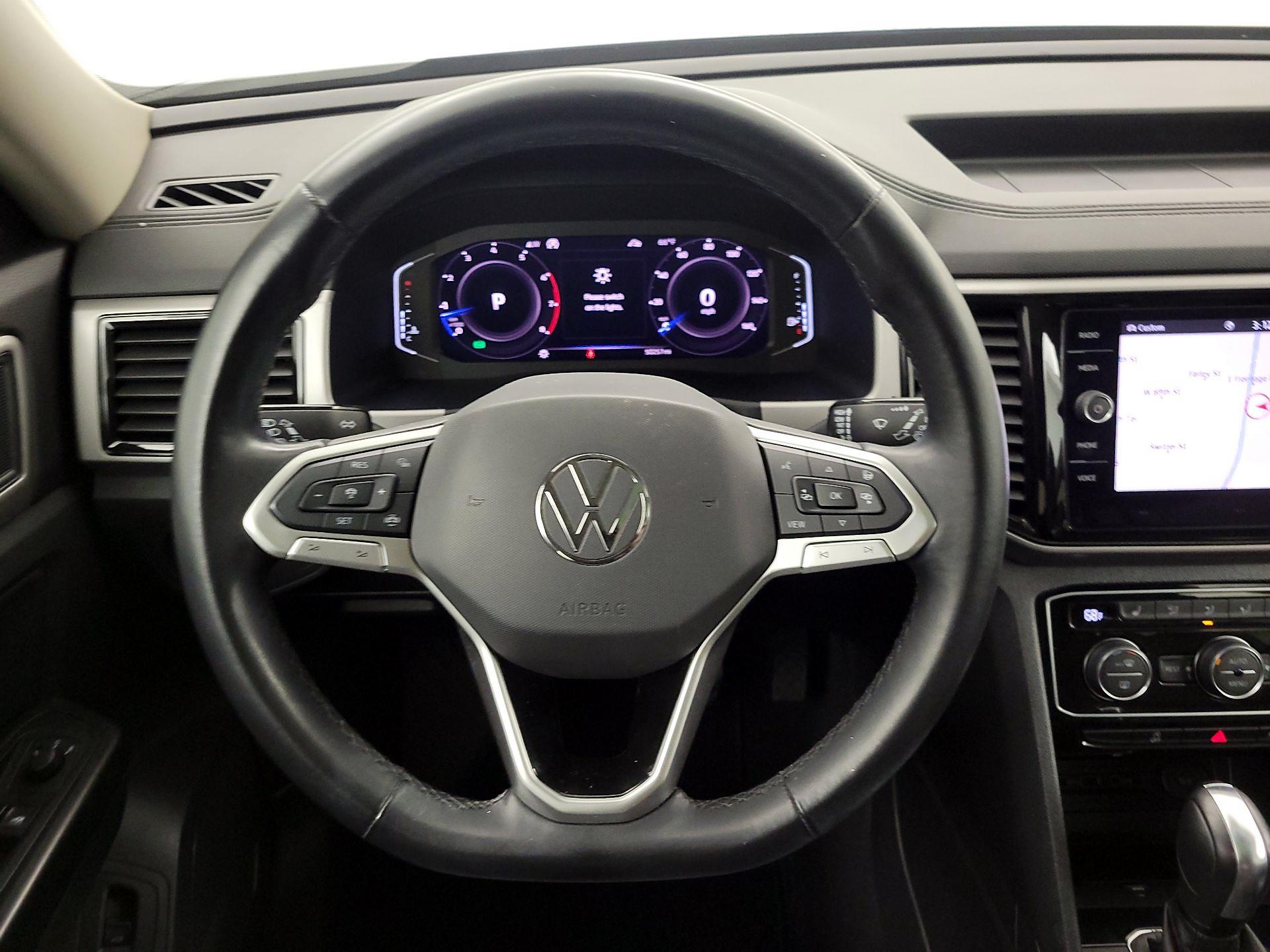 Thumbnail: 2021 Volkswagen Atlas - 10