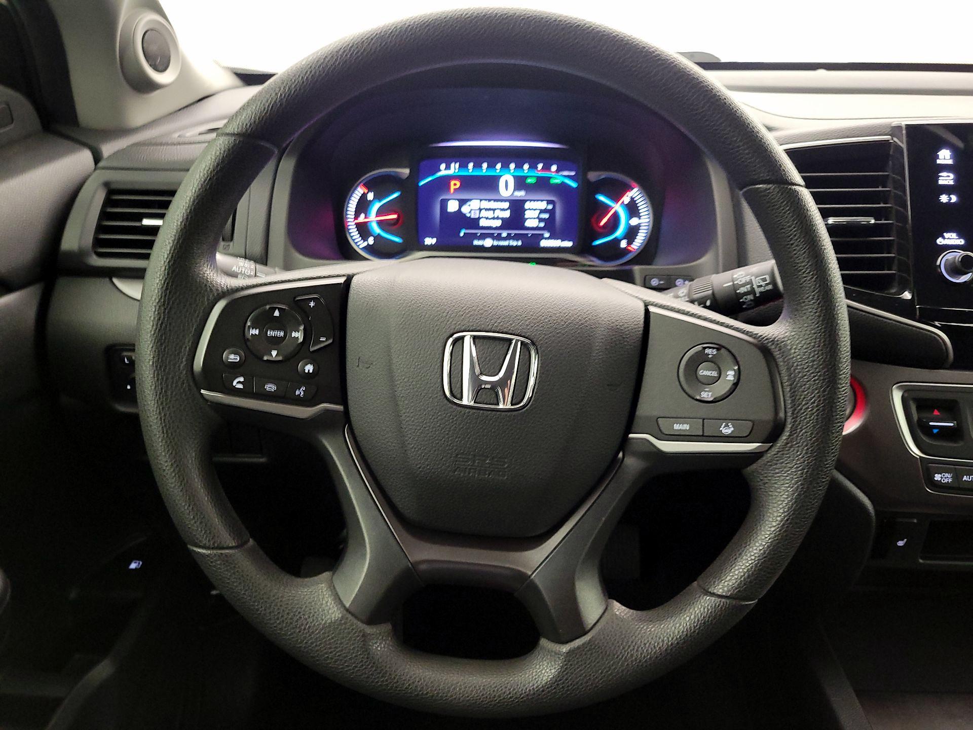 Thumbnail: 2019 Honda Pilot - 10