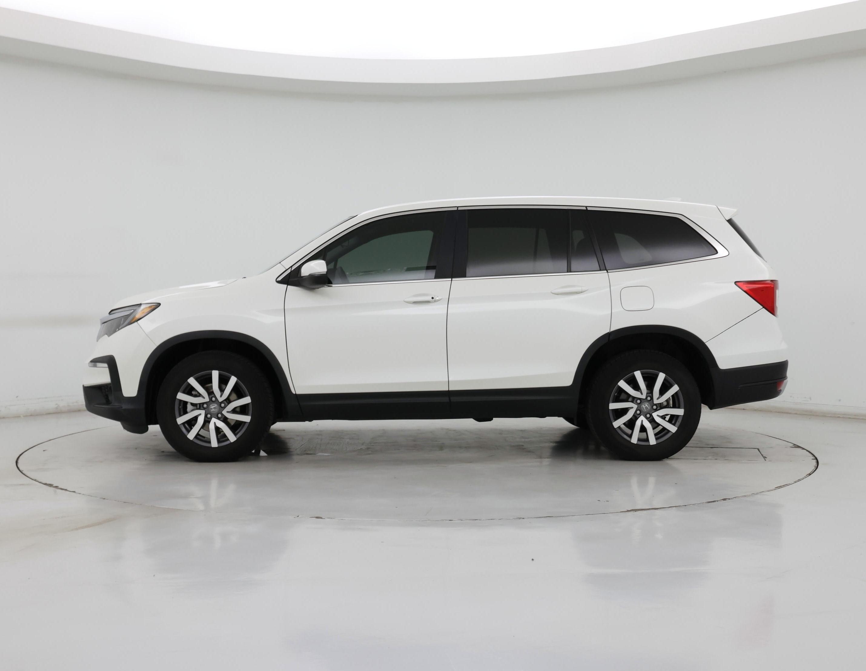Thumbnail: 2019 Honda Pilot - 3