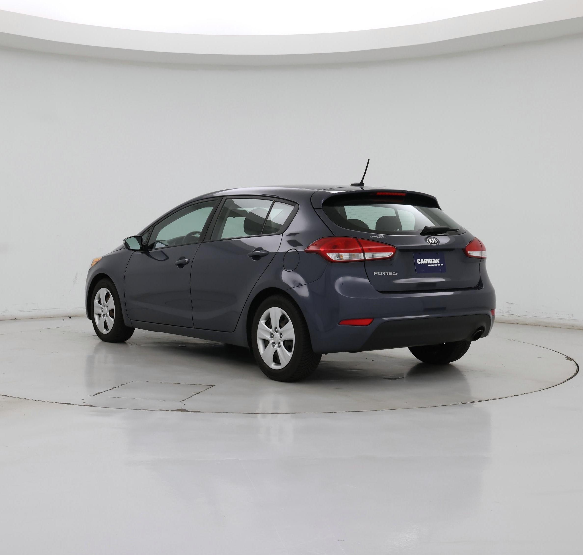Thumbnail: 2016 Kia Forte - 2