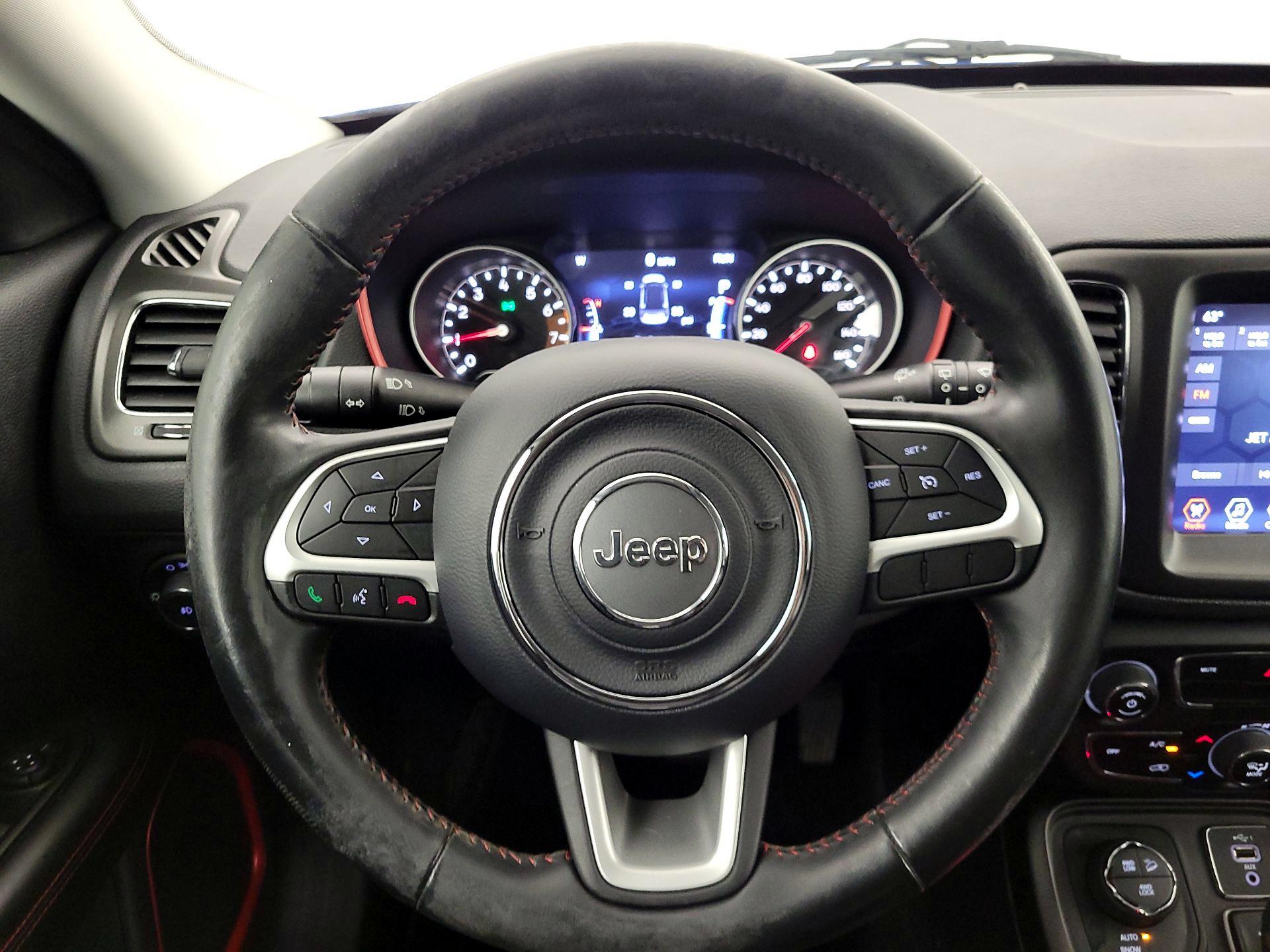 Thumbnail: 2019 Jeep Compass - 10
