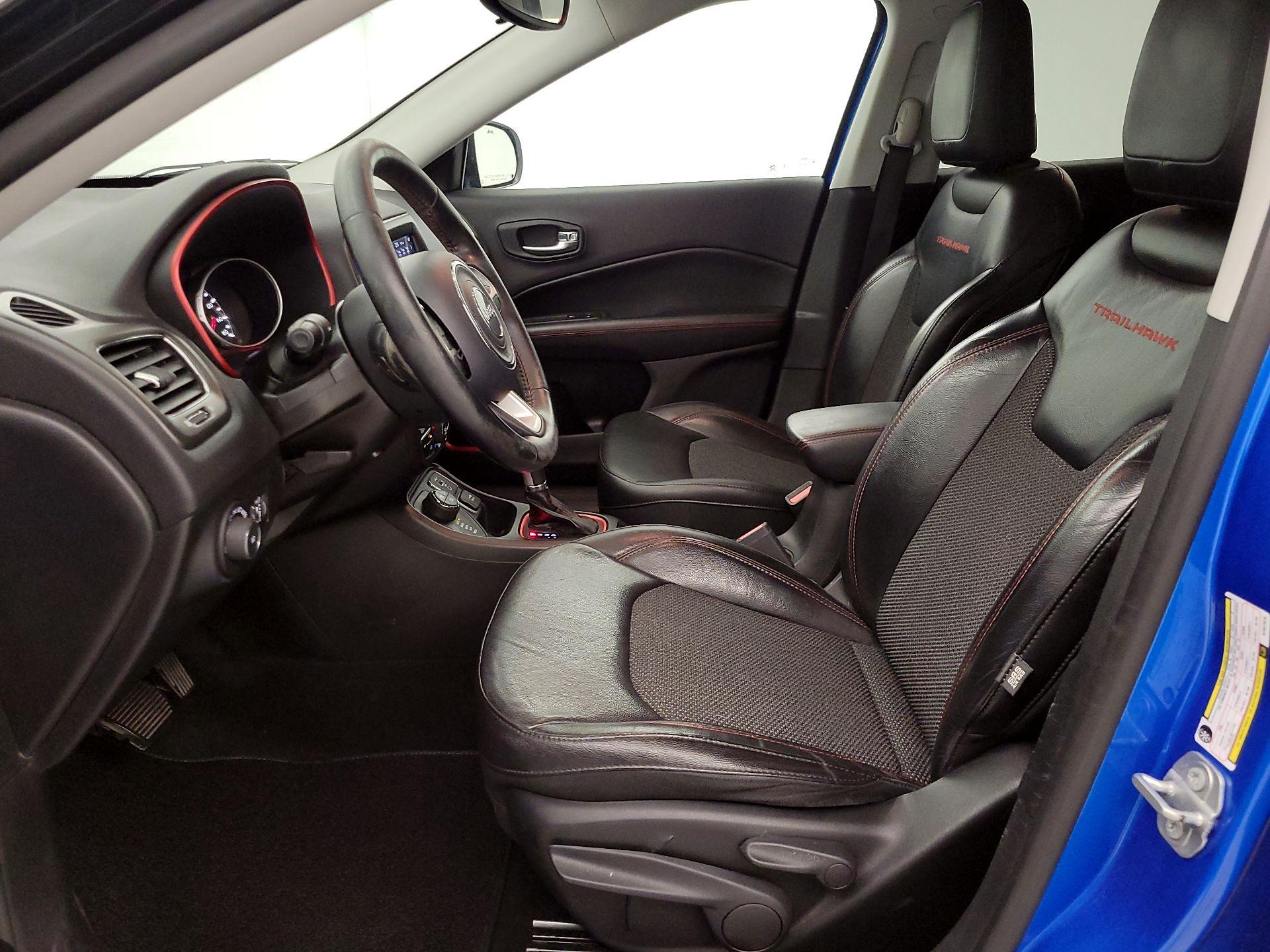 Thumbnail: 2019 Jeep Compass - 11