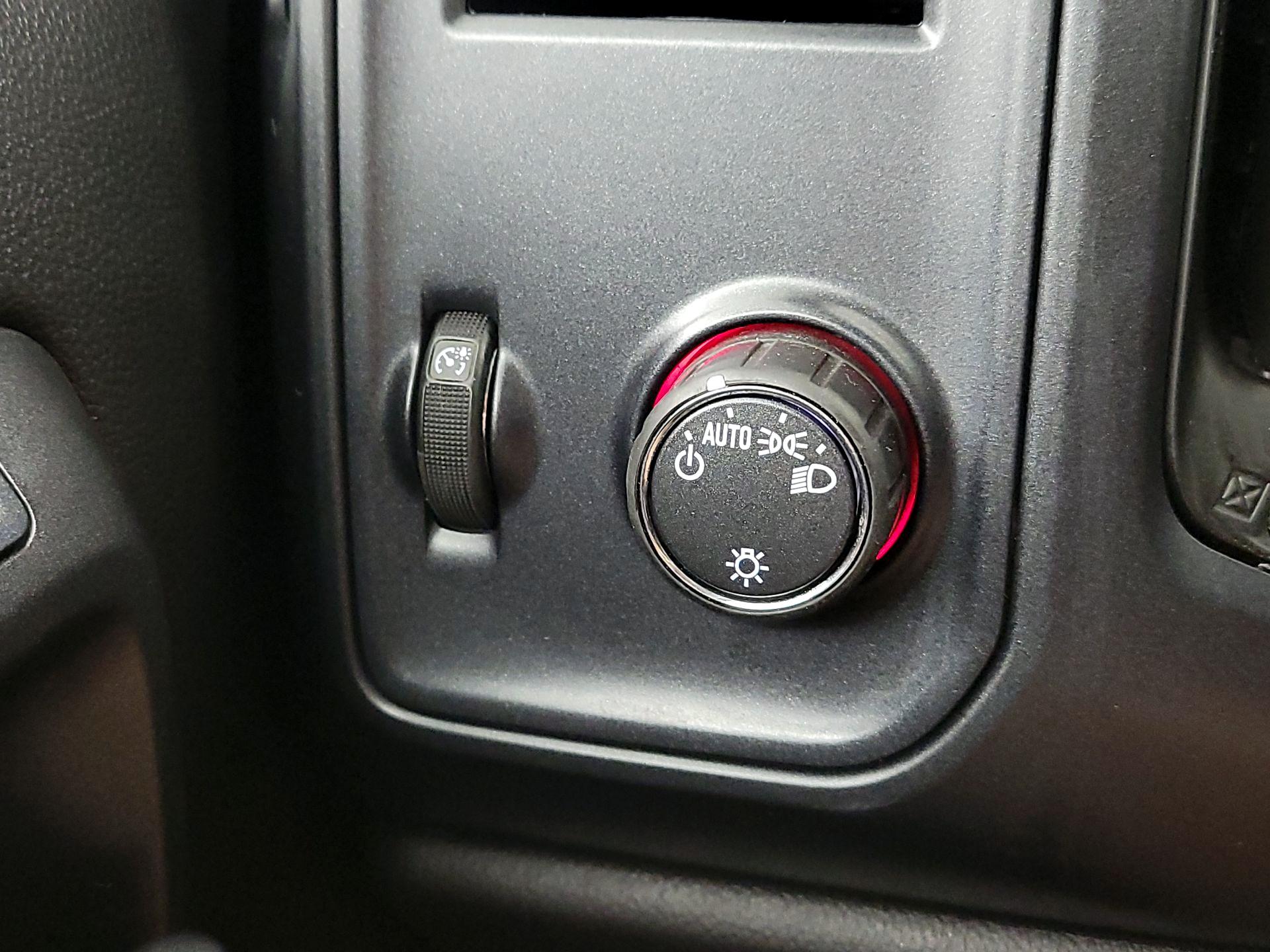 Thumbnail: 2016 GMC Sierra 1500 - 13